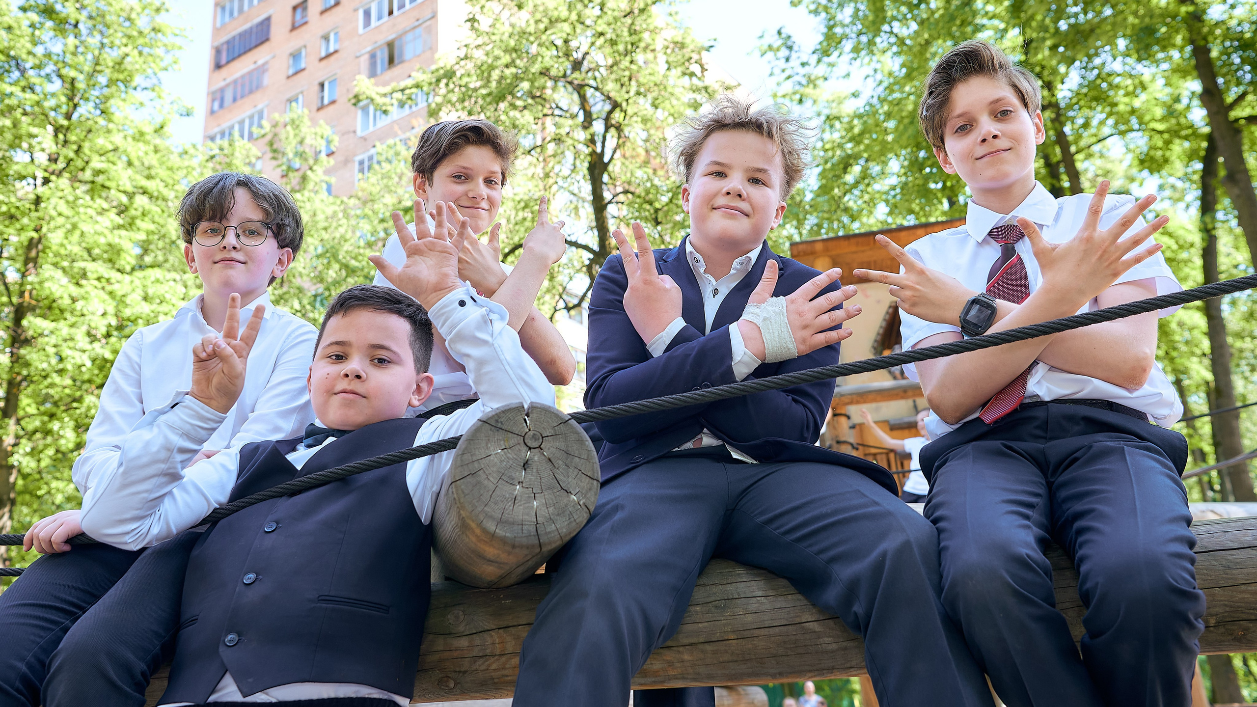 УРА, каникулы! 5Б класс, 10й лицей Одинцово. Школьный и семейный фотограф, Одинцово