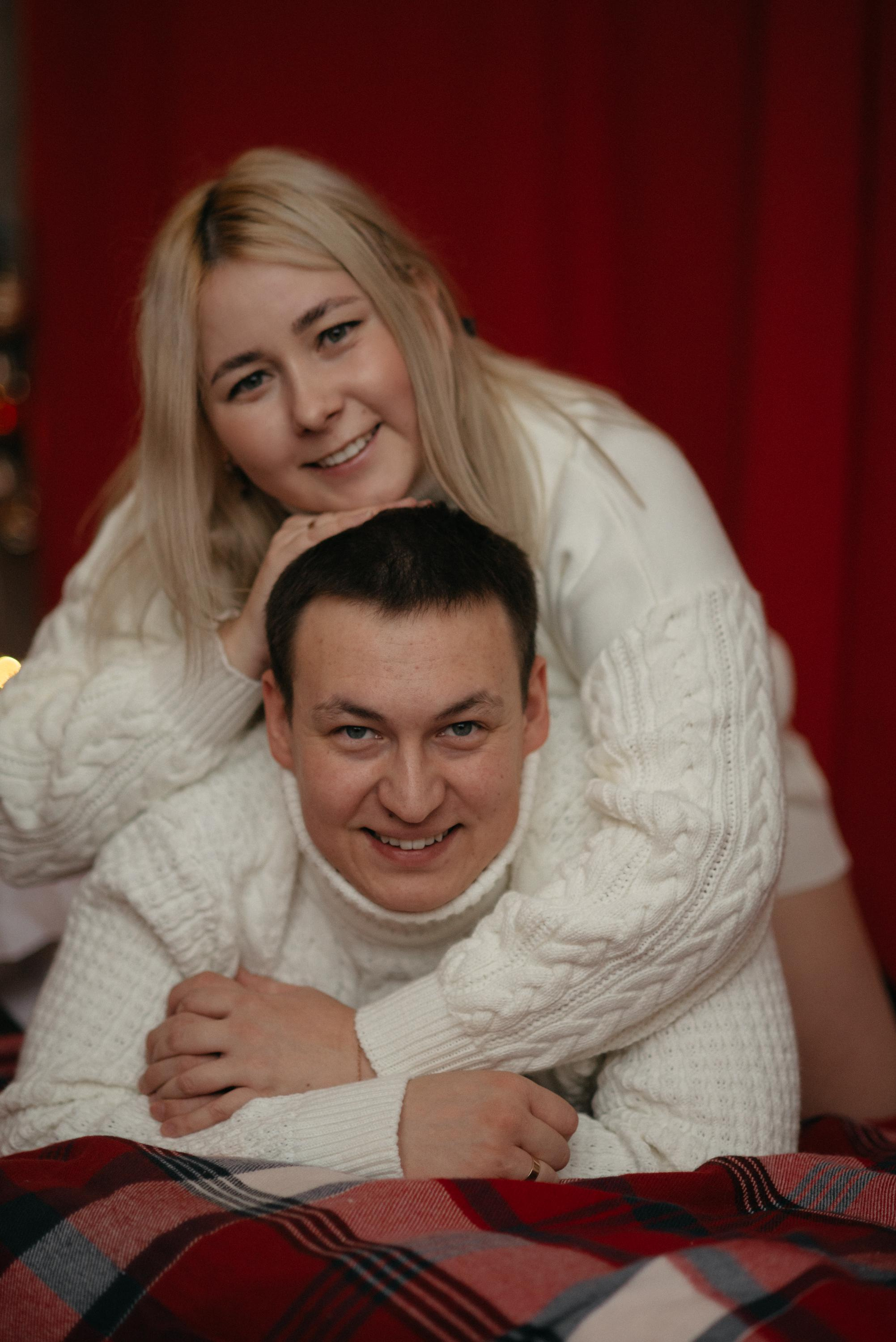 Новогодняя семейная фотосессия в студии Локо. Свадебный фотограф Ижевск Петр Шишков