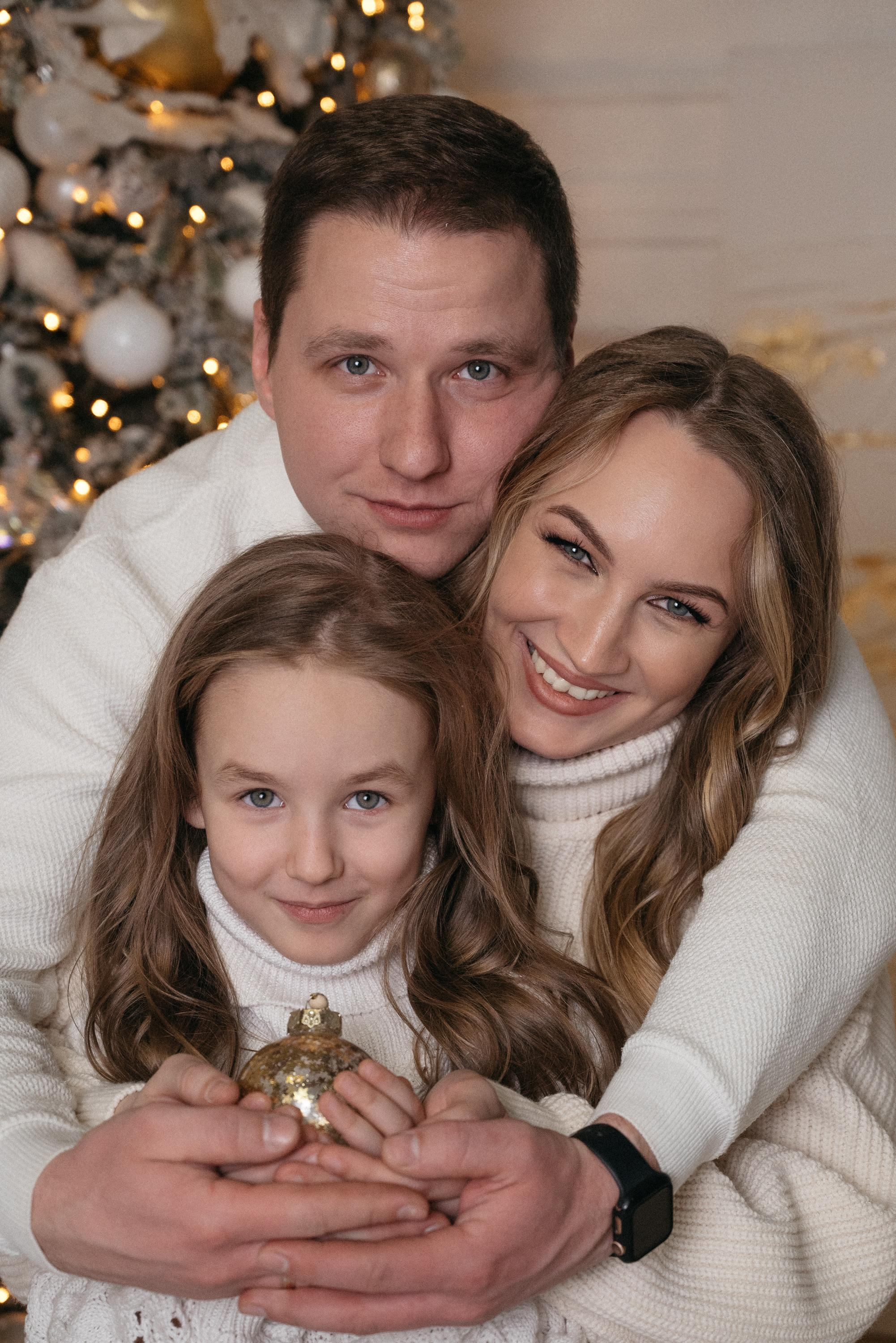 Семейная новогодняя фотосессия в EL Leon. Свадебный фотограф Ижевск Петр Шишков