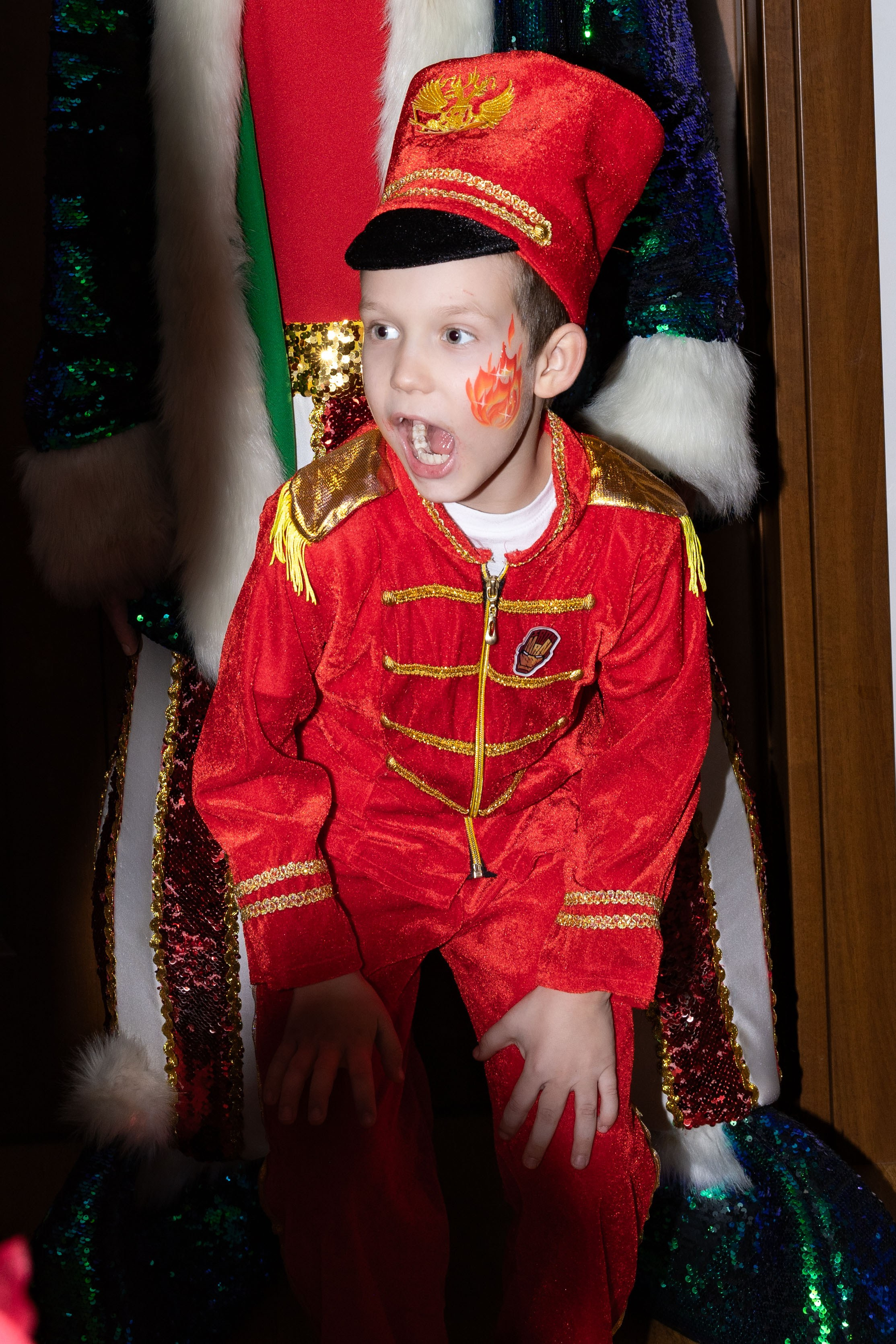 Новый год в школе английского языка. Фотограф/видеограф в Санкт-Петербурге Динара Гольдина