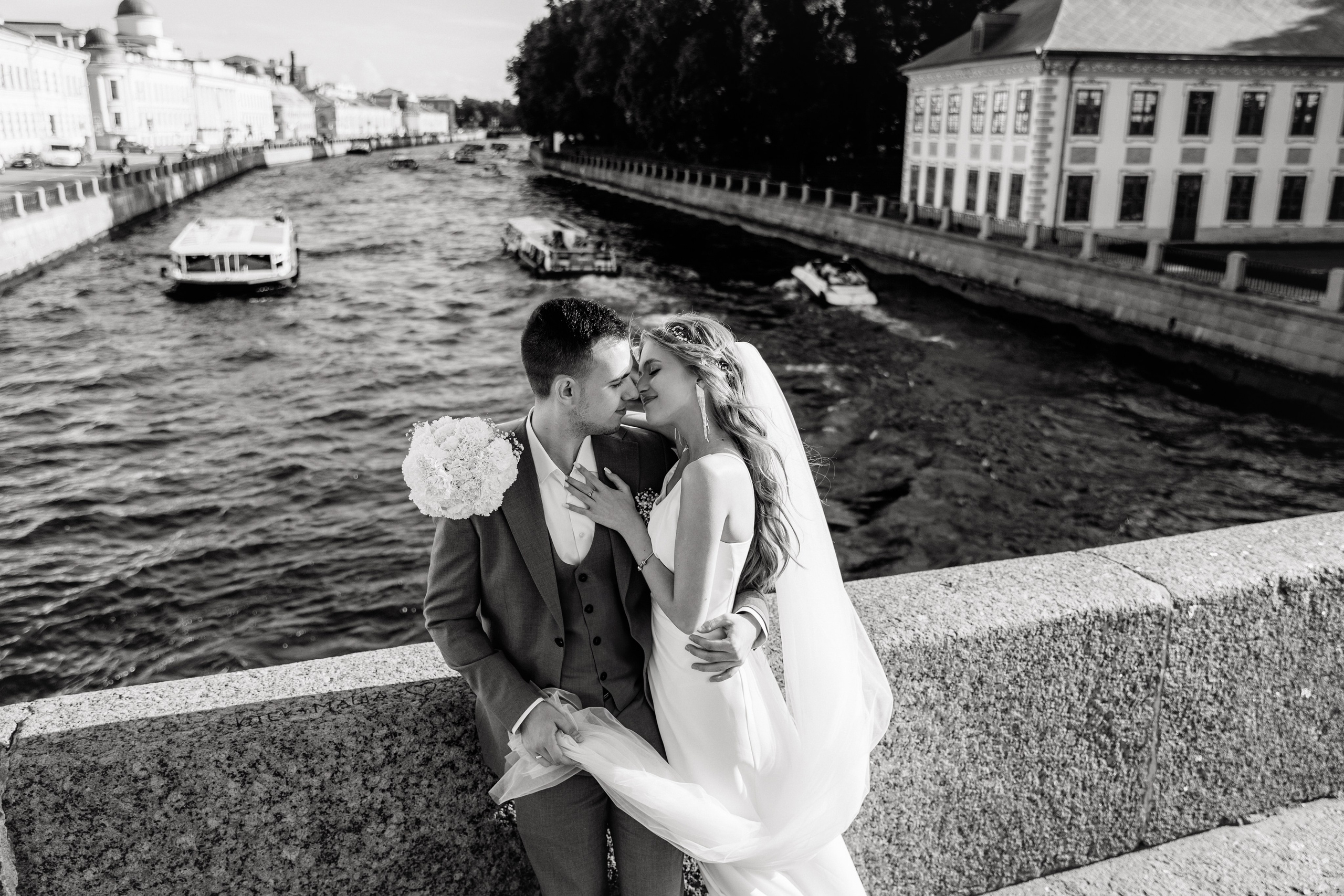 Свадебный фотограф в Санкт-Петербурге и Петергофе Андрей Заяц