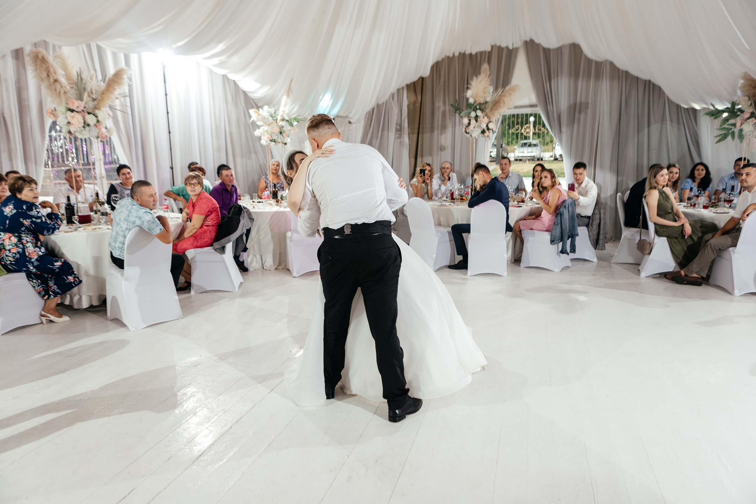 Свадебный фотограф Уфа — Руслан ГабдлисламовЖивые эмоции, красивые кадры, воспоминания на всю жизнь.Работаю по всей Республике Башкортоста. Свадебный фотограф Уфа Руслан Габдлисламов