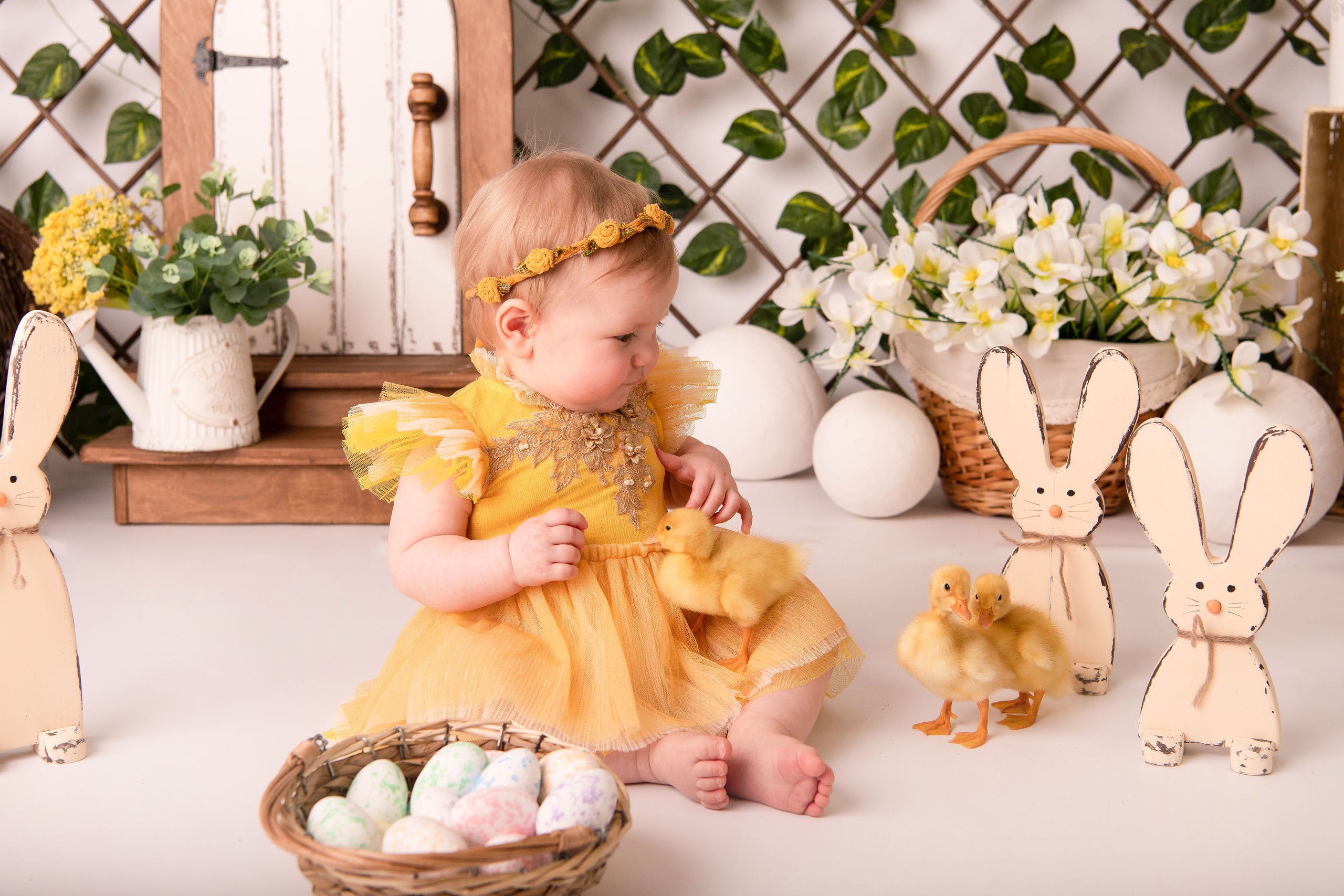 Пасха. Виктория 3г и Оливия 7 м. Семейный и детский фотограф в Красноярске Мила Черкасова