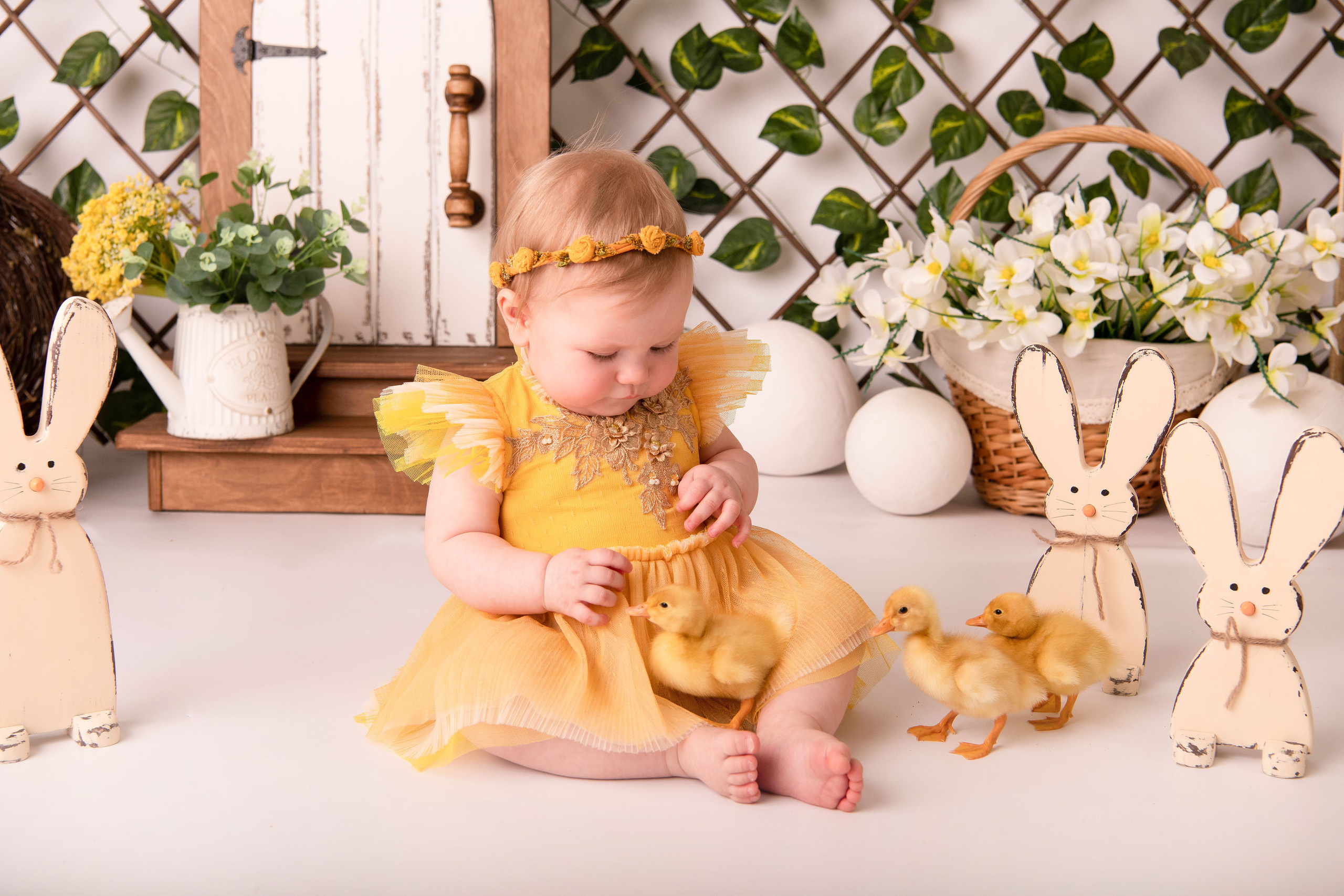 Пасха. Виктория 3г и Оливия 7 м. Семейный и детский фотограф в Красноярске Мила Черкасова