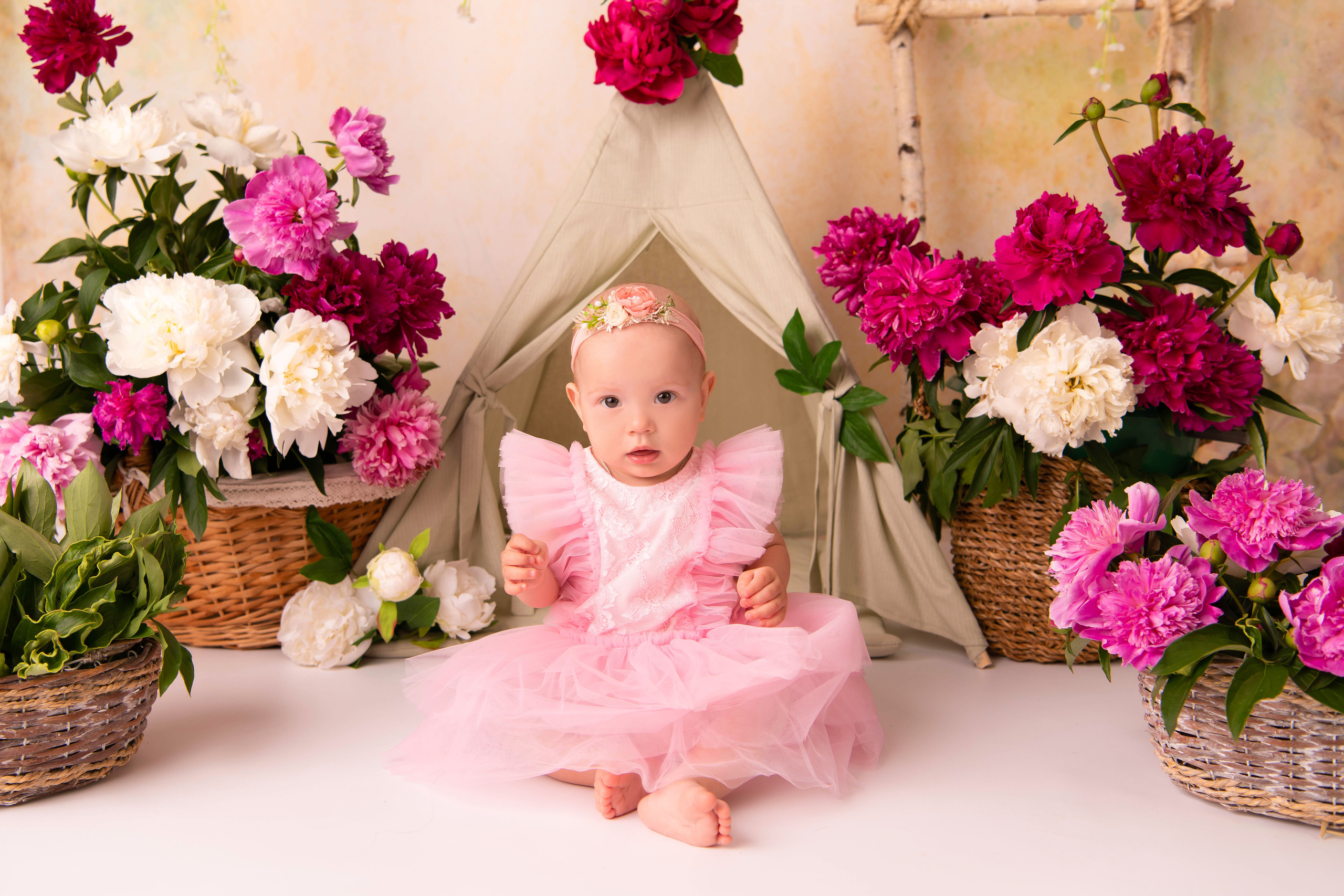 Пионы. Мирослава 8,5 м. Семейный и детский фотограф в Красноярске Мила Черкасова