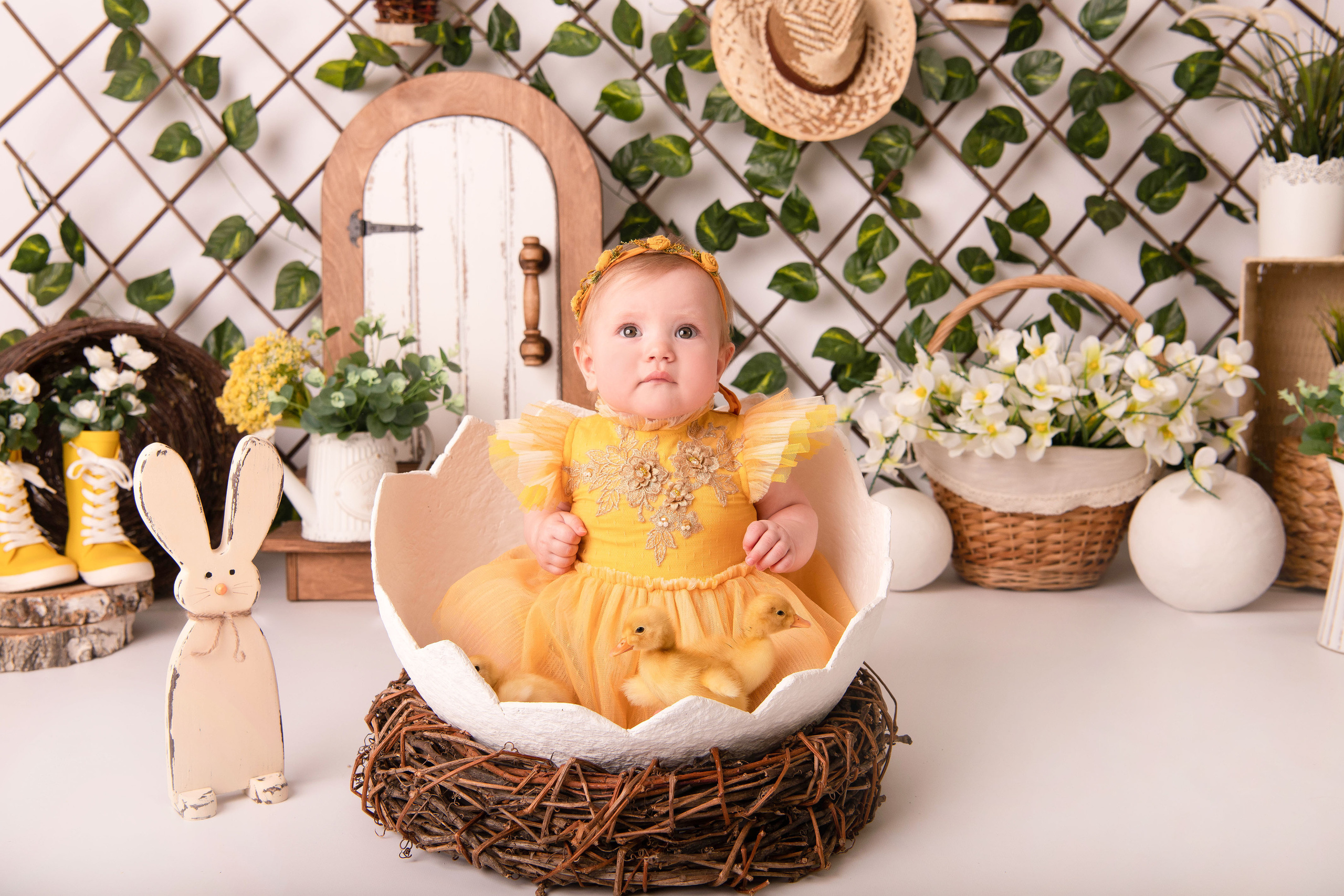 Пасха. Виктория 3г и Оливия 7 м. Семейный и детский фотограф в Красноярске Мила Черкасова