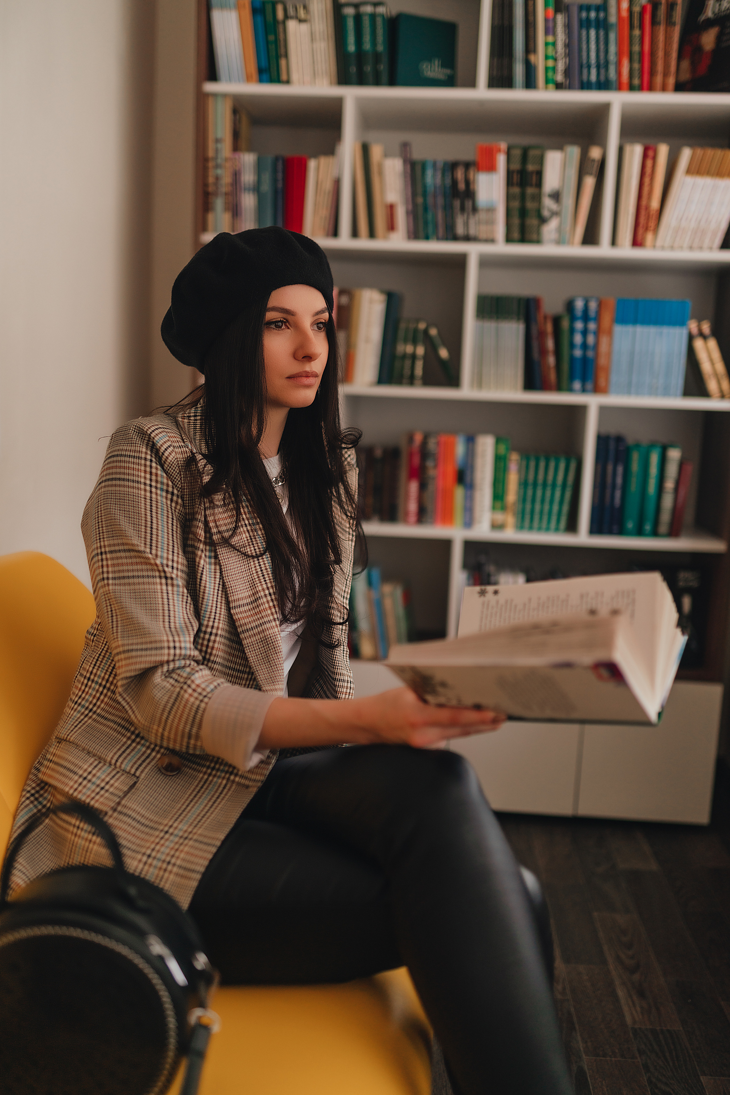 Татьяна | Съёмка в библиотеке. Фотограф Карина Шмулёва. Воронеж и область