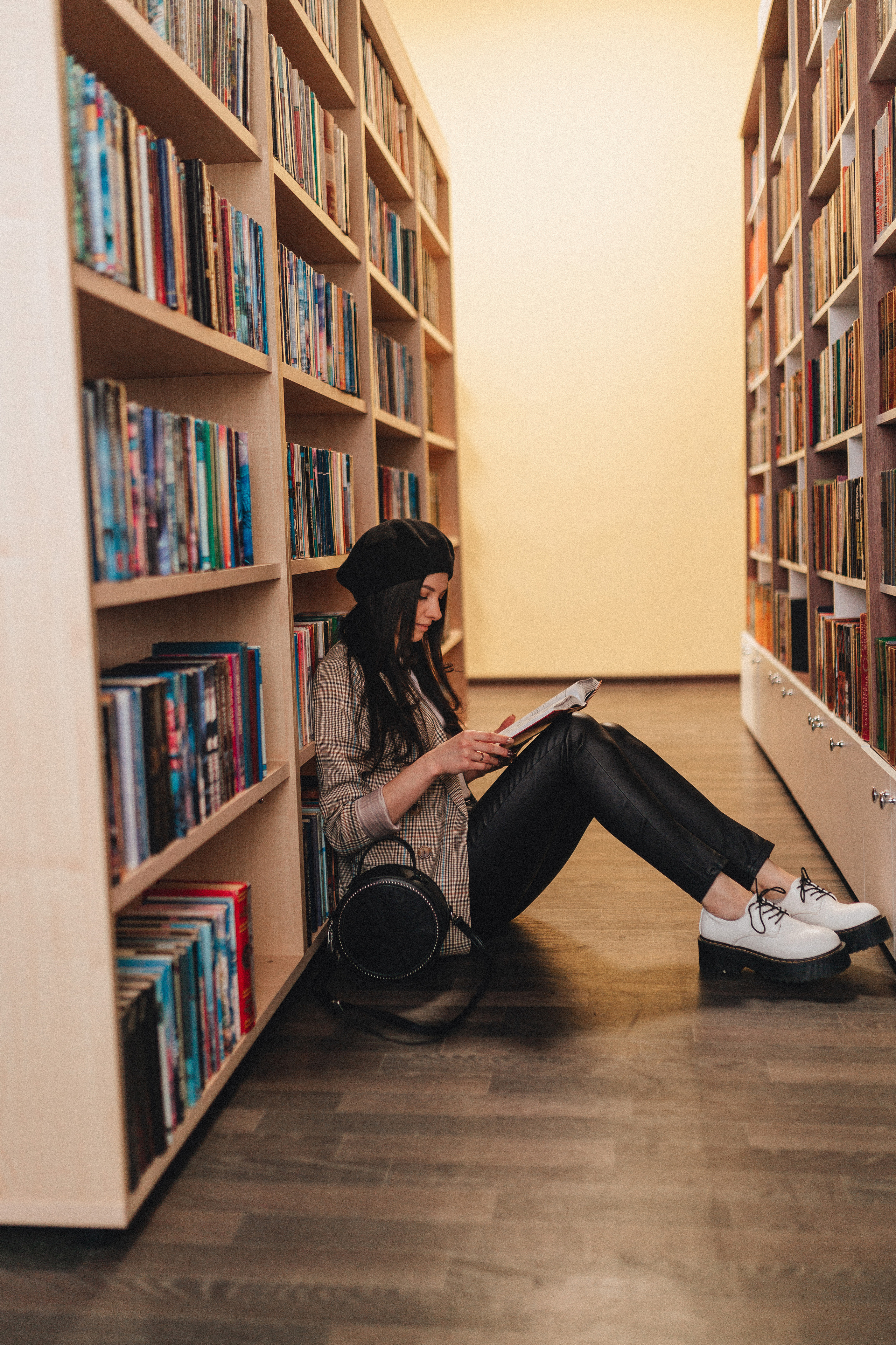 Татьяна | Съёмка в библиотеке. Фотограф Карина Шмулёва. Воронеж и область