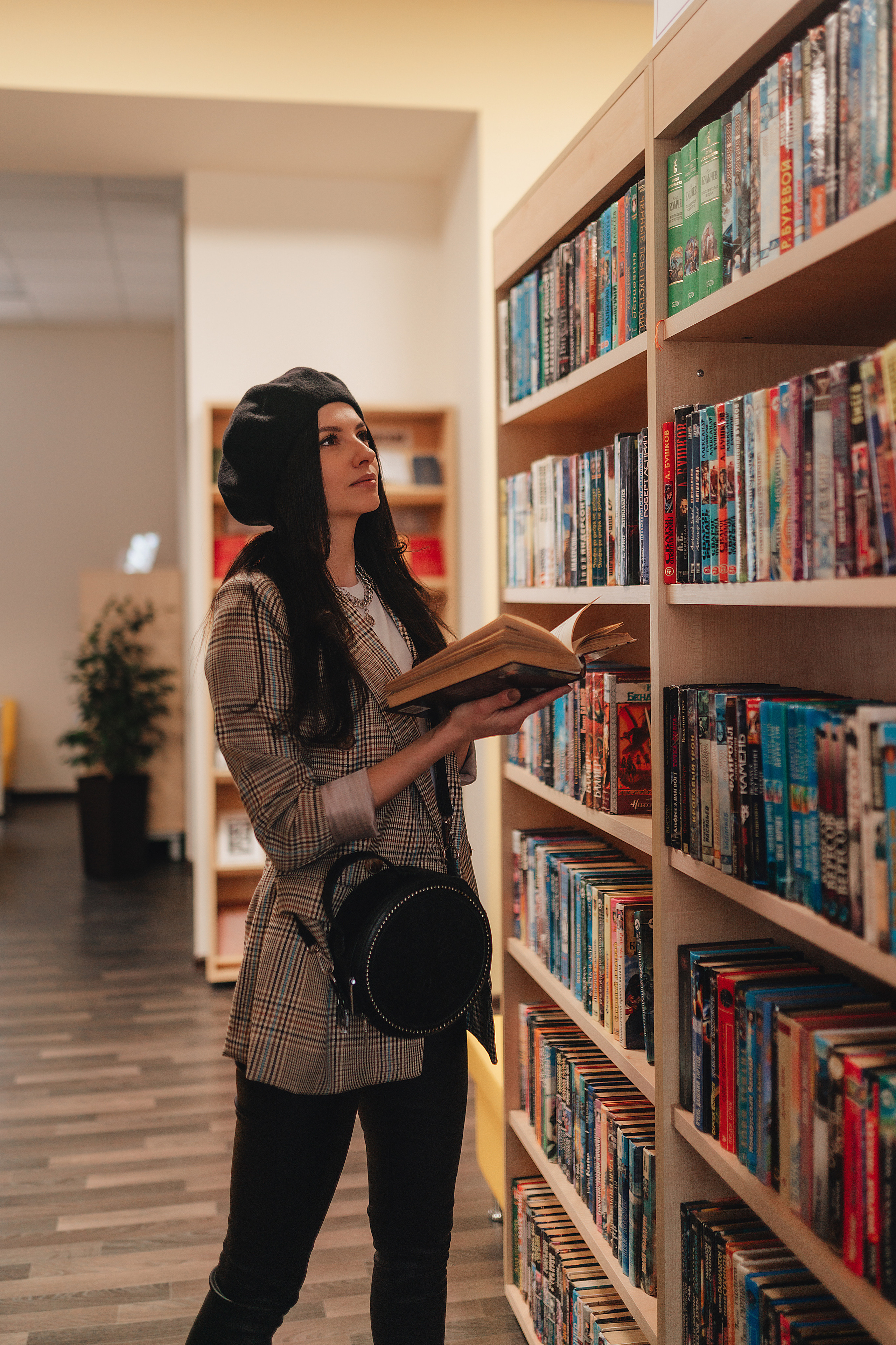 Татьяна | Съёмка в библиотеке. Фотограф Карина Шмулёва. Воронеж и область