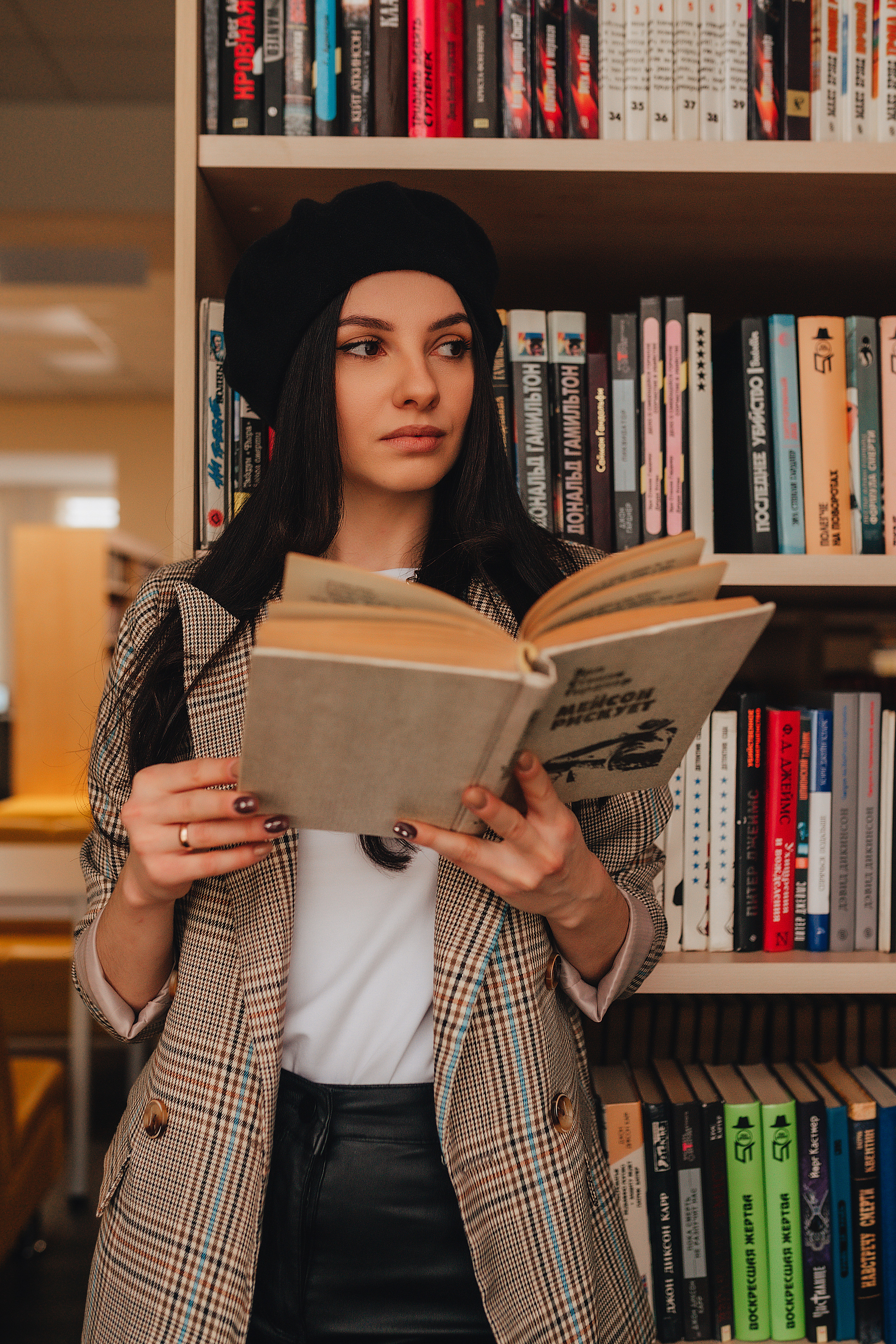 Татьяна | Съёмка в библиотеке. Фотограф Карина Шмулёва. Воронеж и область
