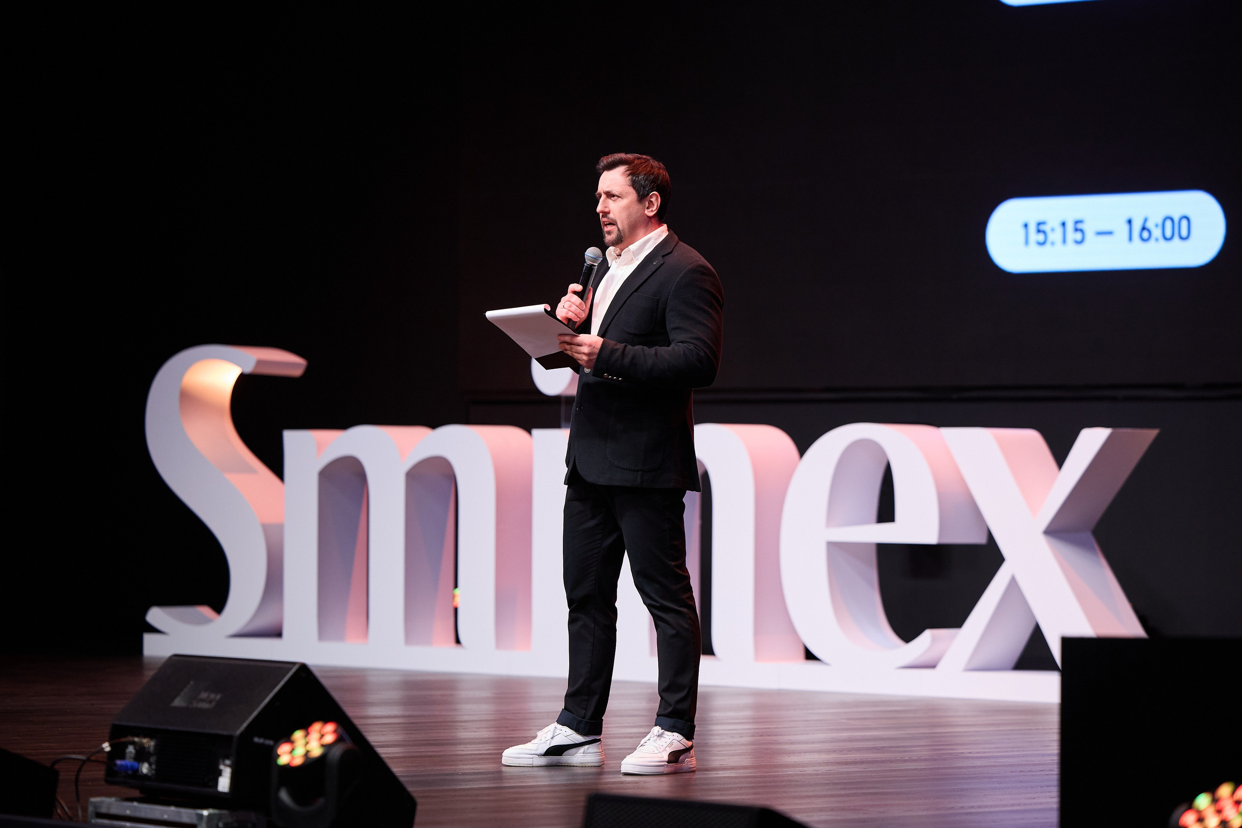SMINEX. Ретушер Довгуля Александр