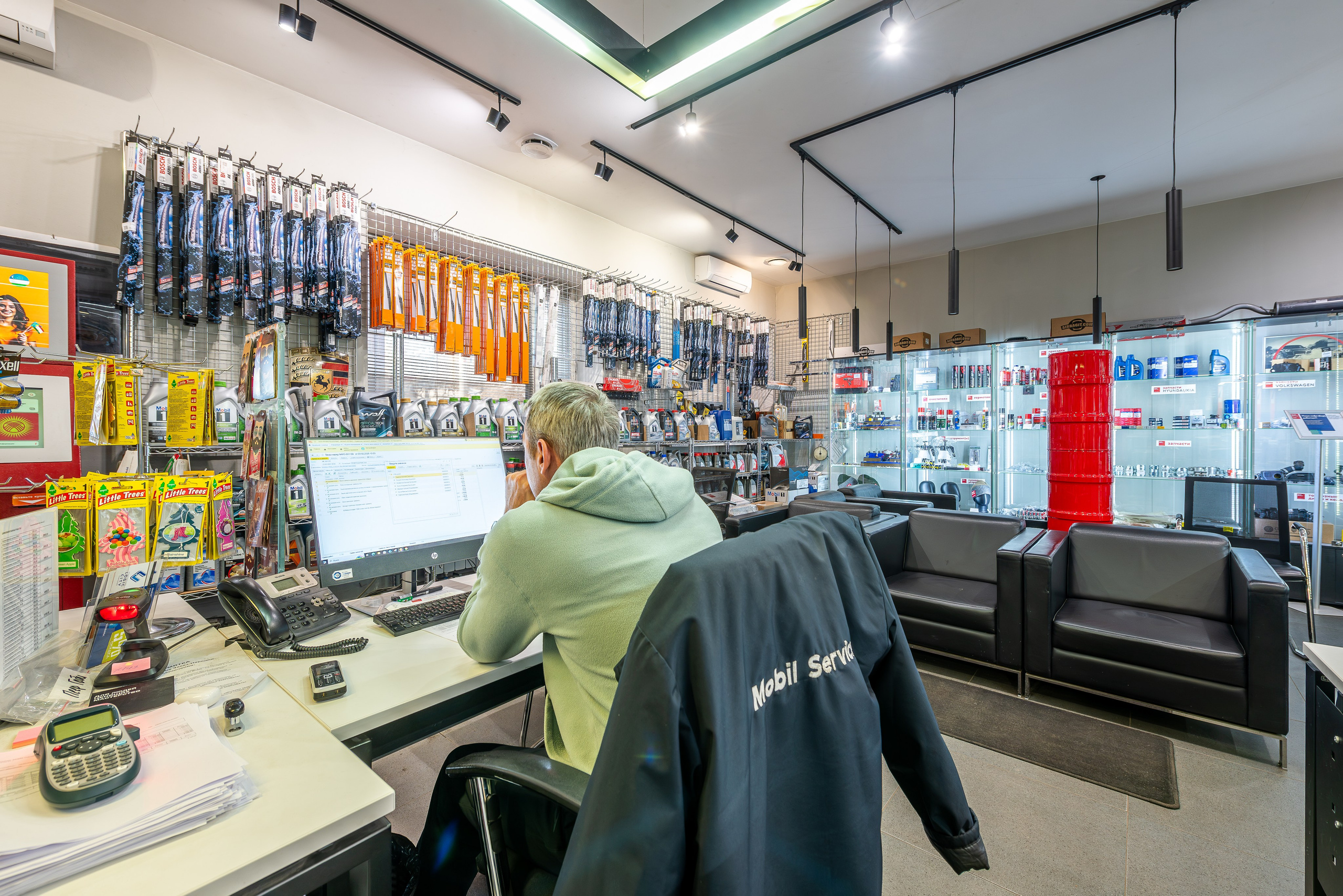 Интерьерная фотосъёмка — СТО, Автомойка. г. Москва, от 10 000р/час. Интерьерный & Репортажный фотограф Озеров Денис, г. Москва