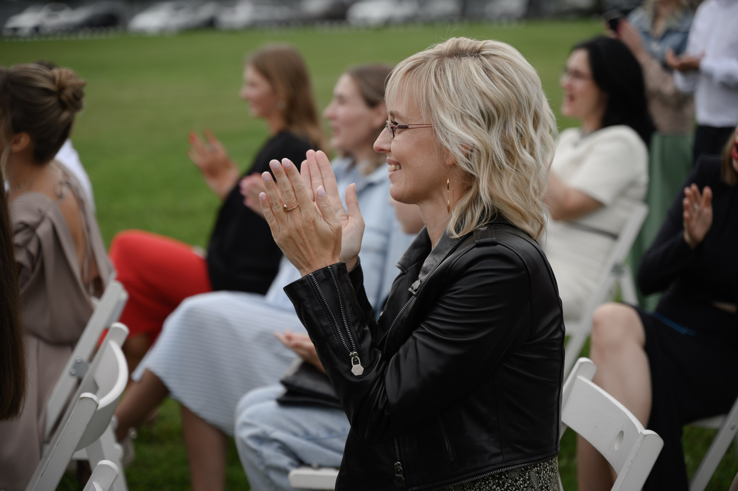 Женя & Марина, Загородная Свадьба на берегу озера. Свадебный фотограф Тюмень Анастасия Битная