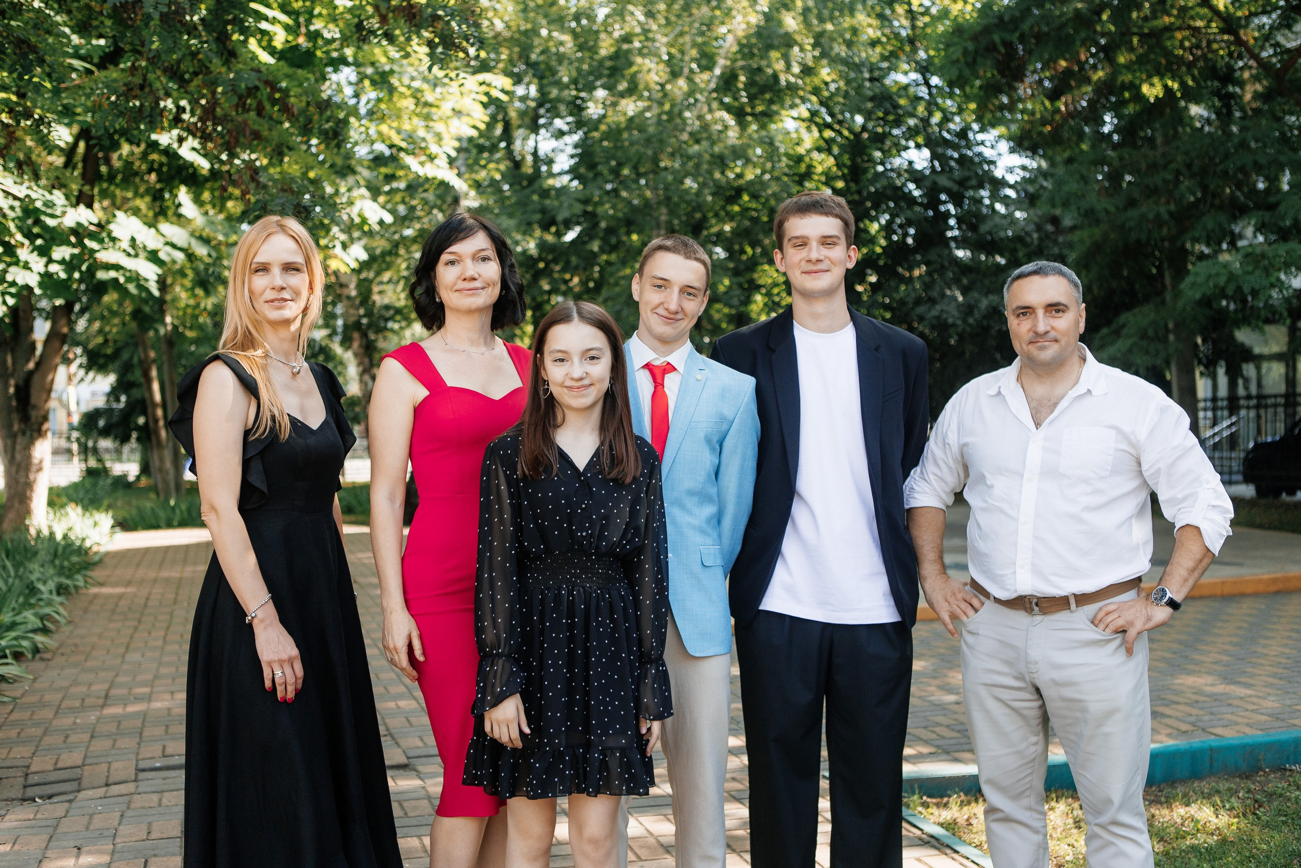 Выпускной Гимназия 12 2024 г. Свадебный и портретный Фотограф в Липецке Дмитрий Котюков