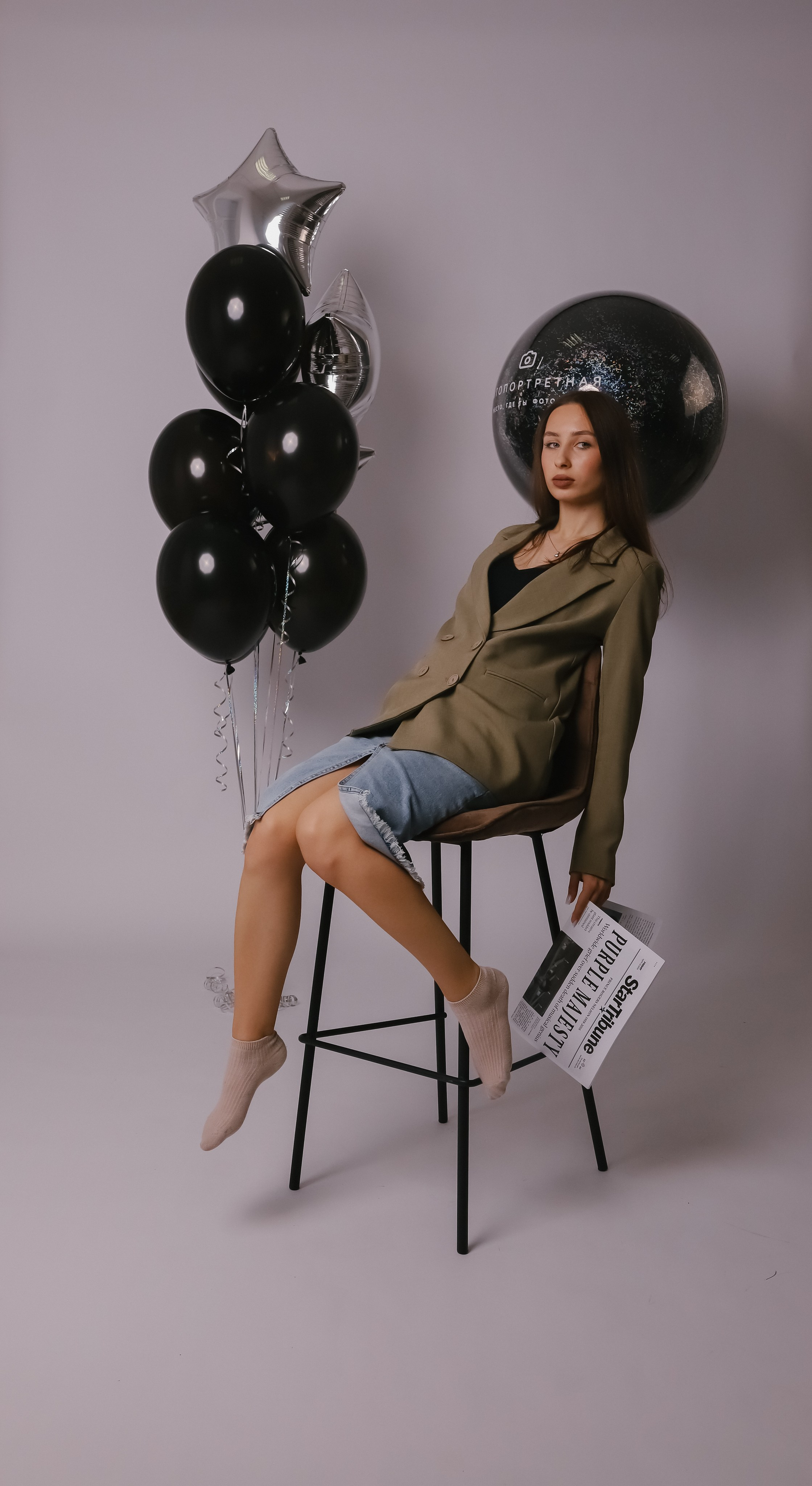 Элегантная Карина в «Автопортретной». Автопортретная