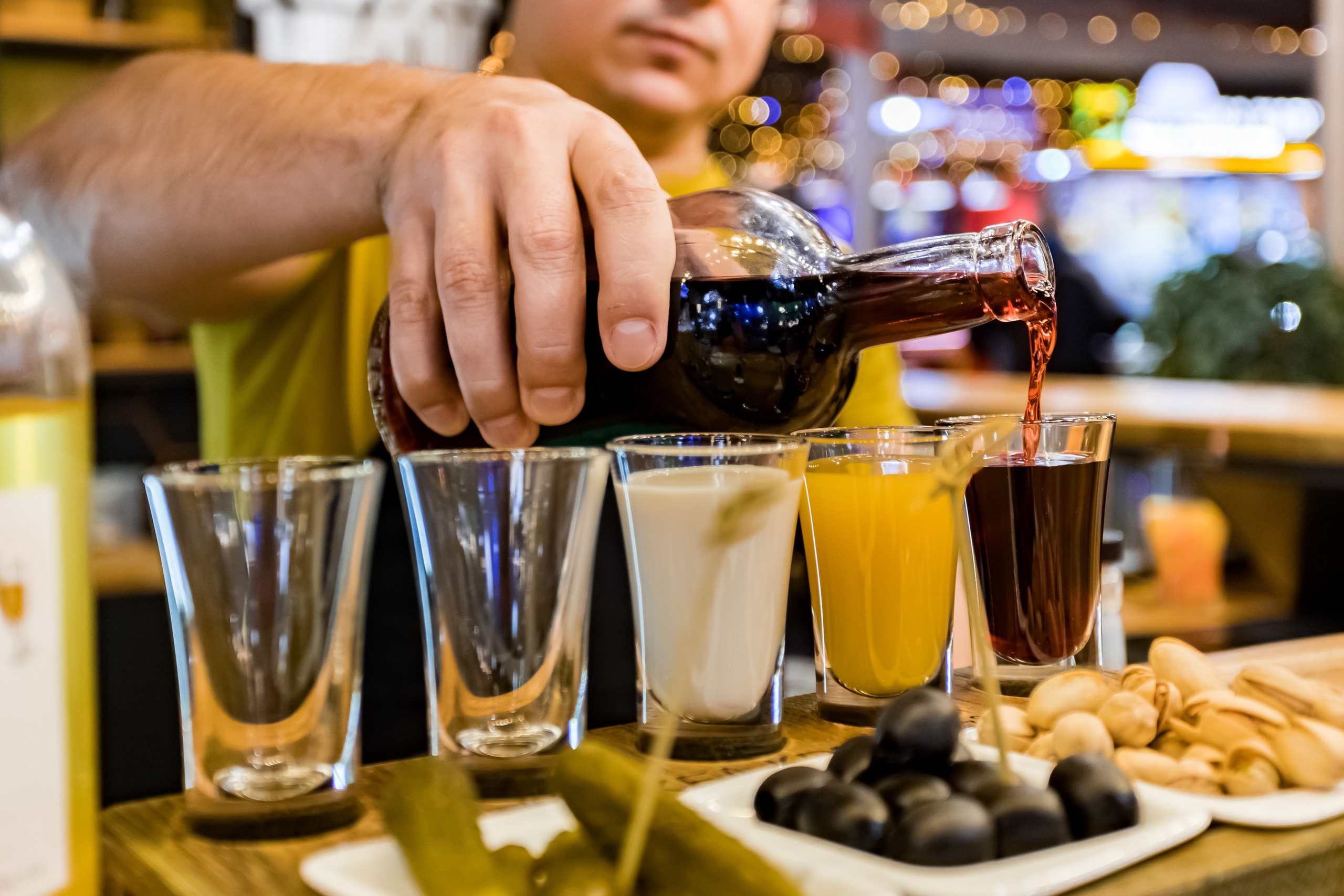 Фотосъемка для бара Дружба крепкая в ТЦ Нора. Интерьеры, Контент, Портреты | Фотограф в Москве Дани Терно