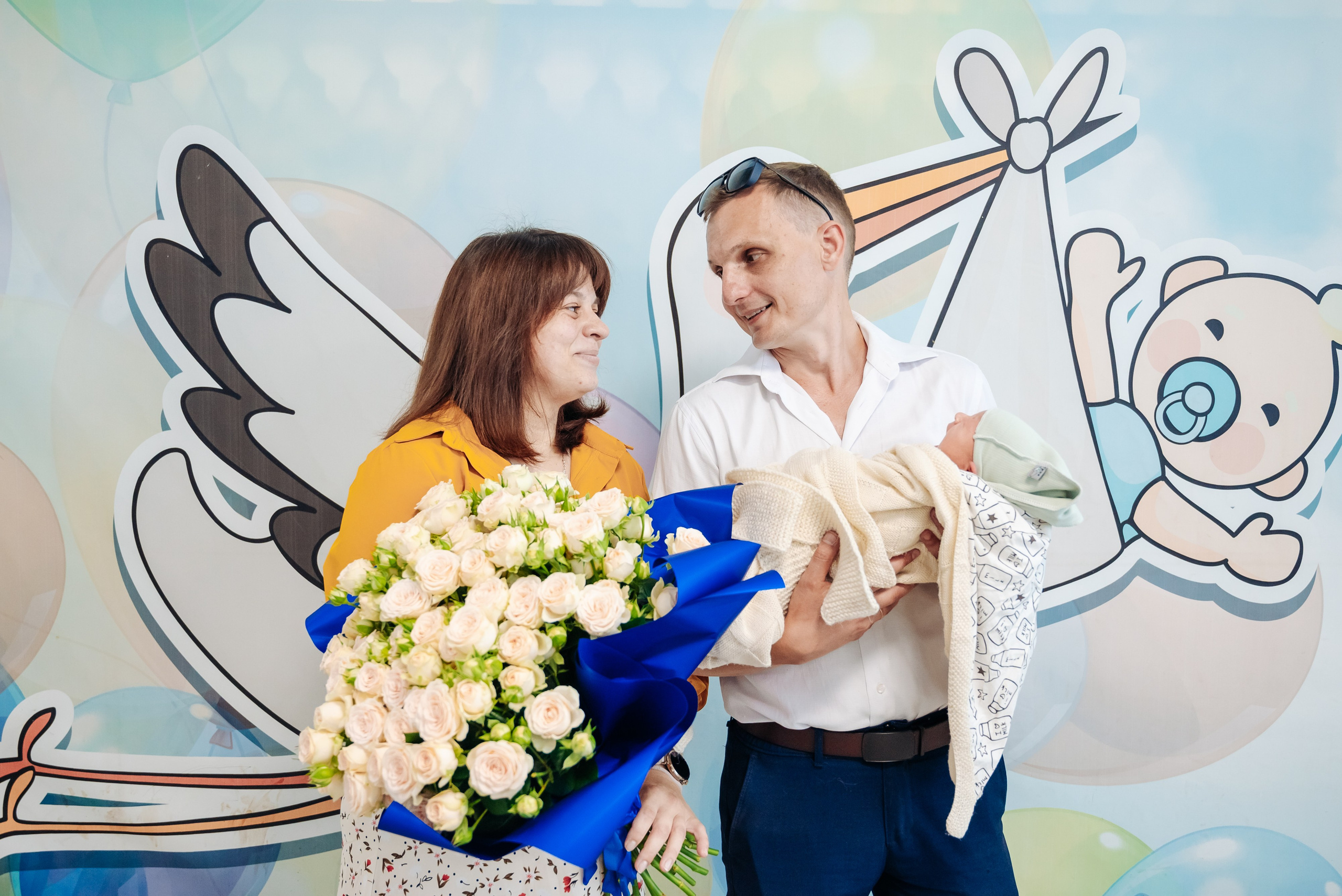 Выписка из роддома. Фотограф Татьяна Ульянова. Съёмка выписки из роддома, Таинства Крещения