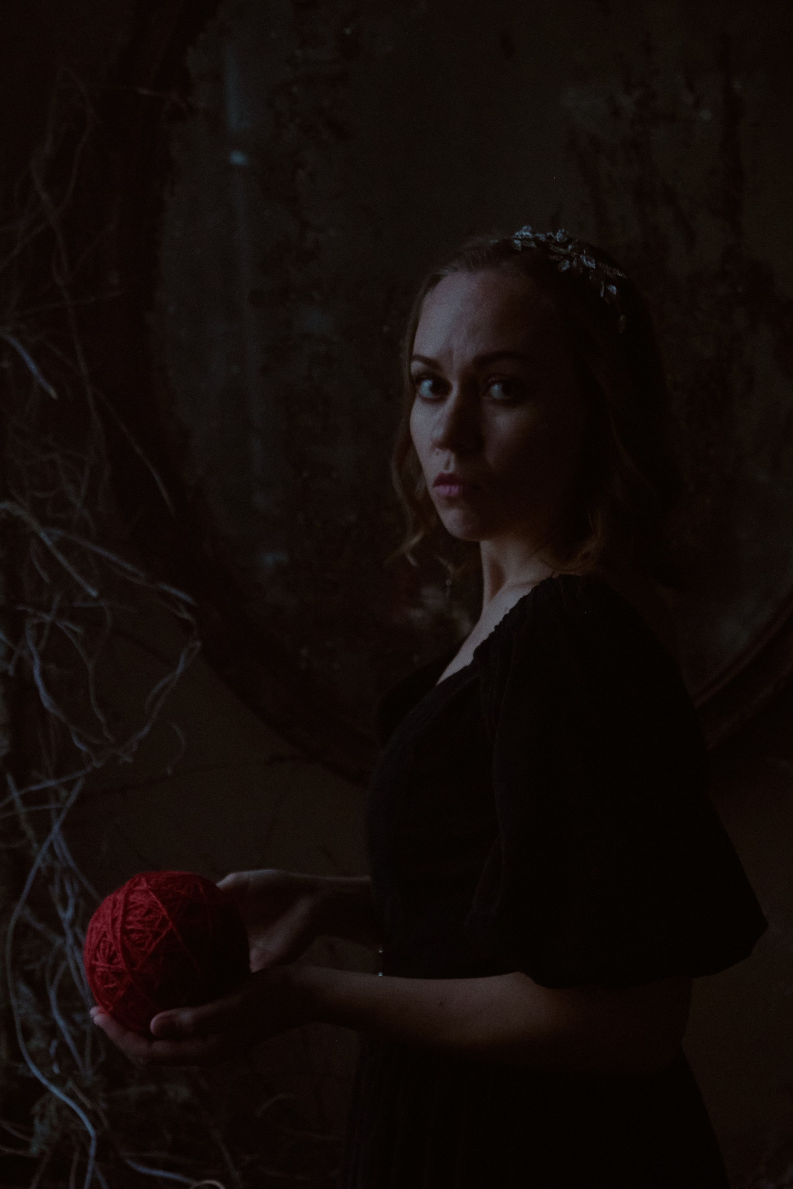 Тень. Фотограф лавстори Москва/МО Приятелева Ангелина