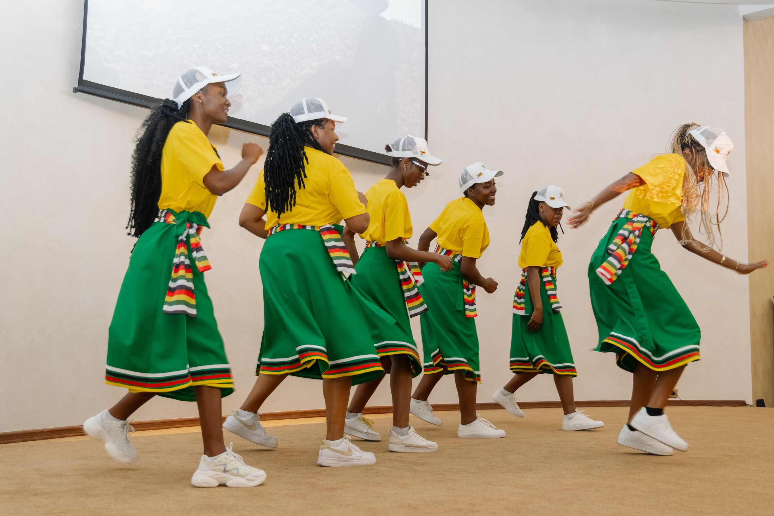 Фотосъемка делегации Посольства Зимбабве в Минске. Свадебный фотограф в Минске/Беларуси Сергей Спиридонов