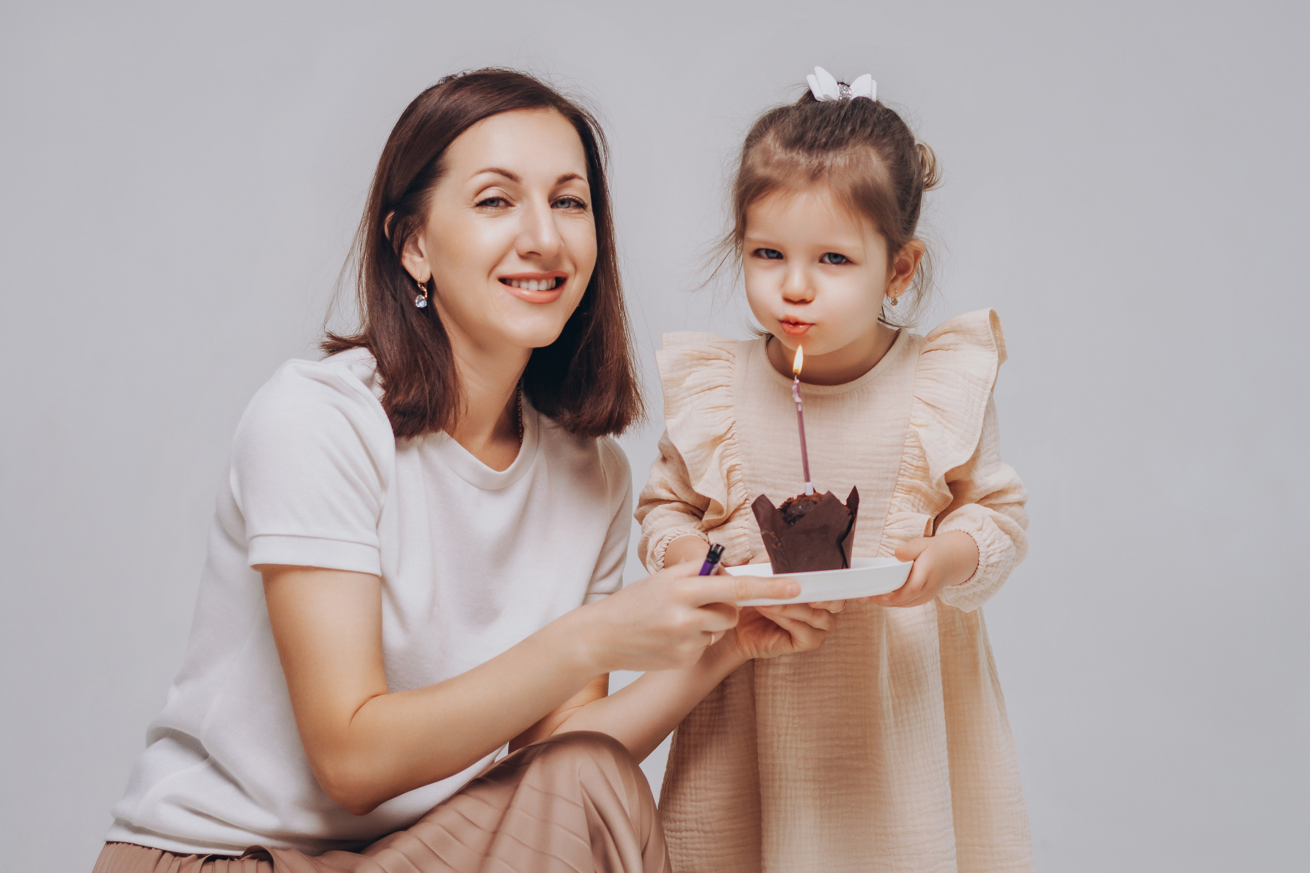 Минималистичная студийная семейная фотосессия. Семейный и детский фотограф Кущ Наташа