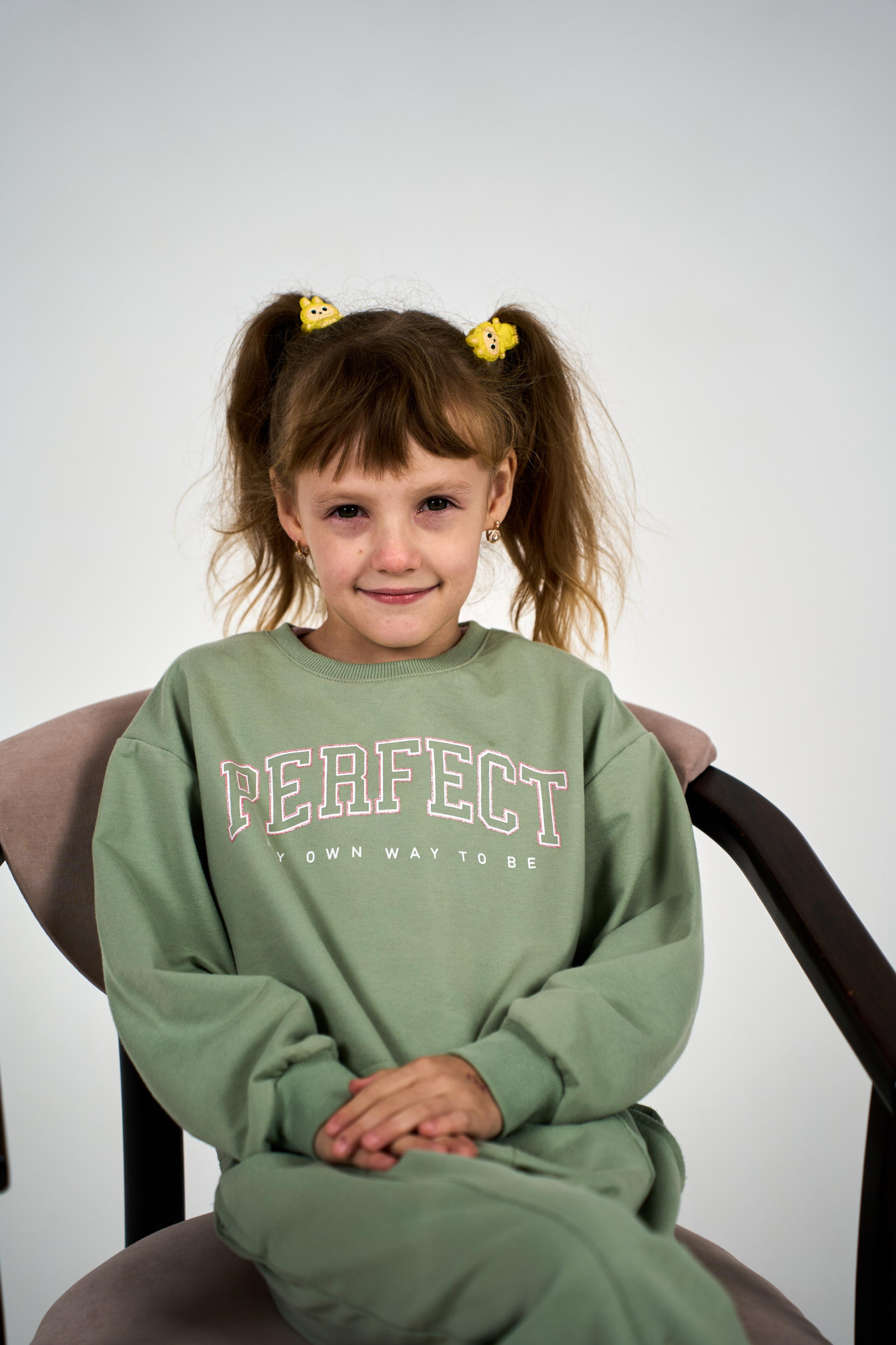 Семейная съёмка в студии. Фотограф | Видеограф в Октябрьском Евгений Гузаев