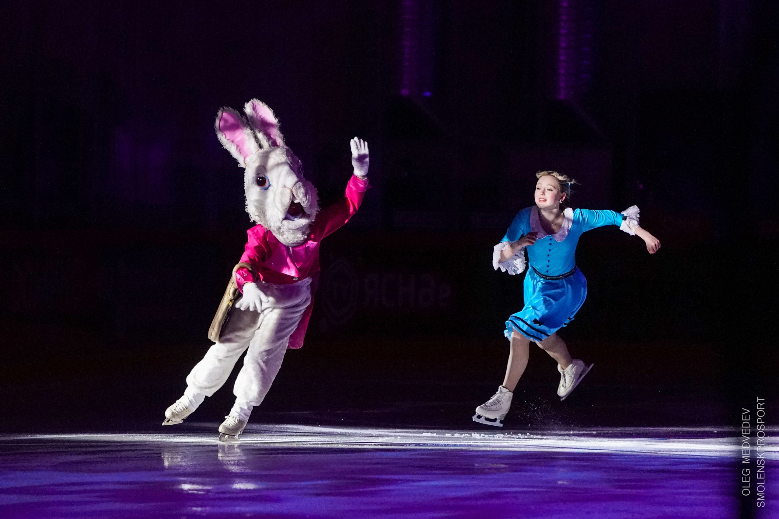 Алиса в стране чудес шоу на льду. Спортивный фотограф Олег Медведев | prosport67 | Смоленск