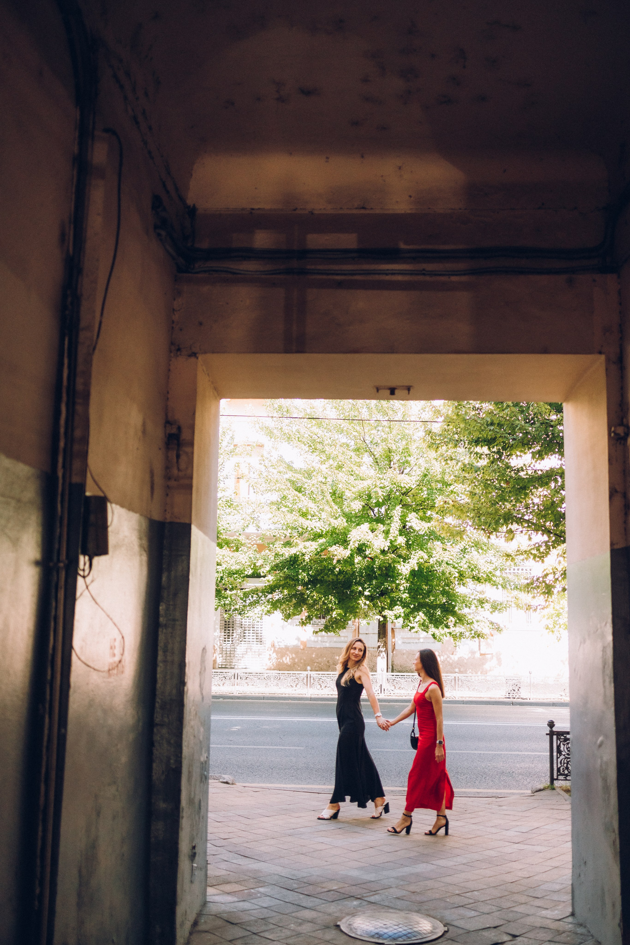 Настя и Аня. Прогулка на Красной. Семейный фотограф Наталия Демченко, Краснодар