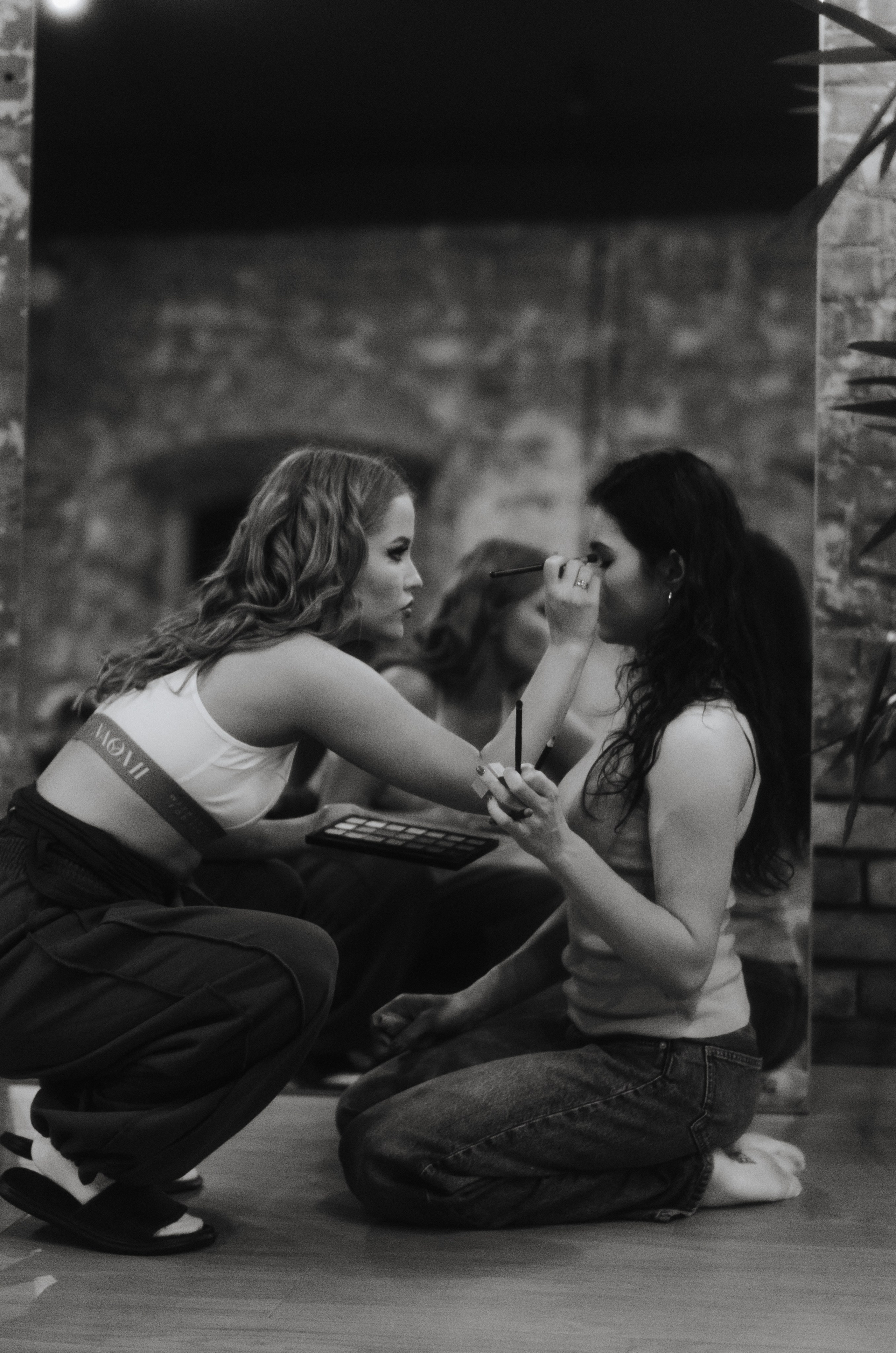 Фото-подглядки с видеосъемки танцевальной команды «Secret». Денисова Аля — фотограф для парных съемок и индивидуальных историй в Барнауле