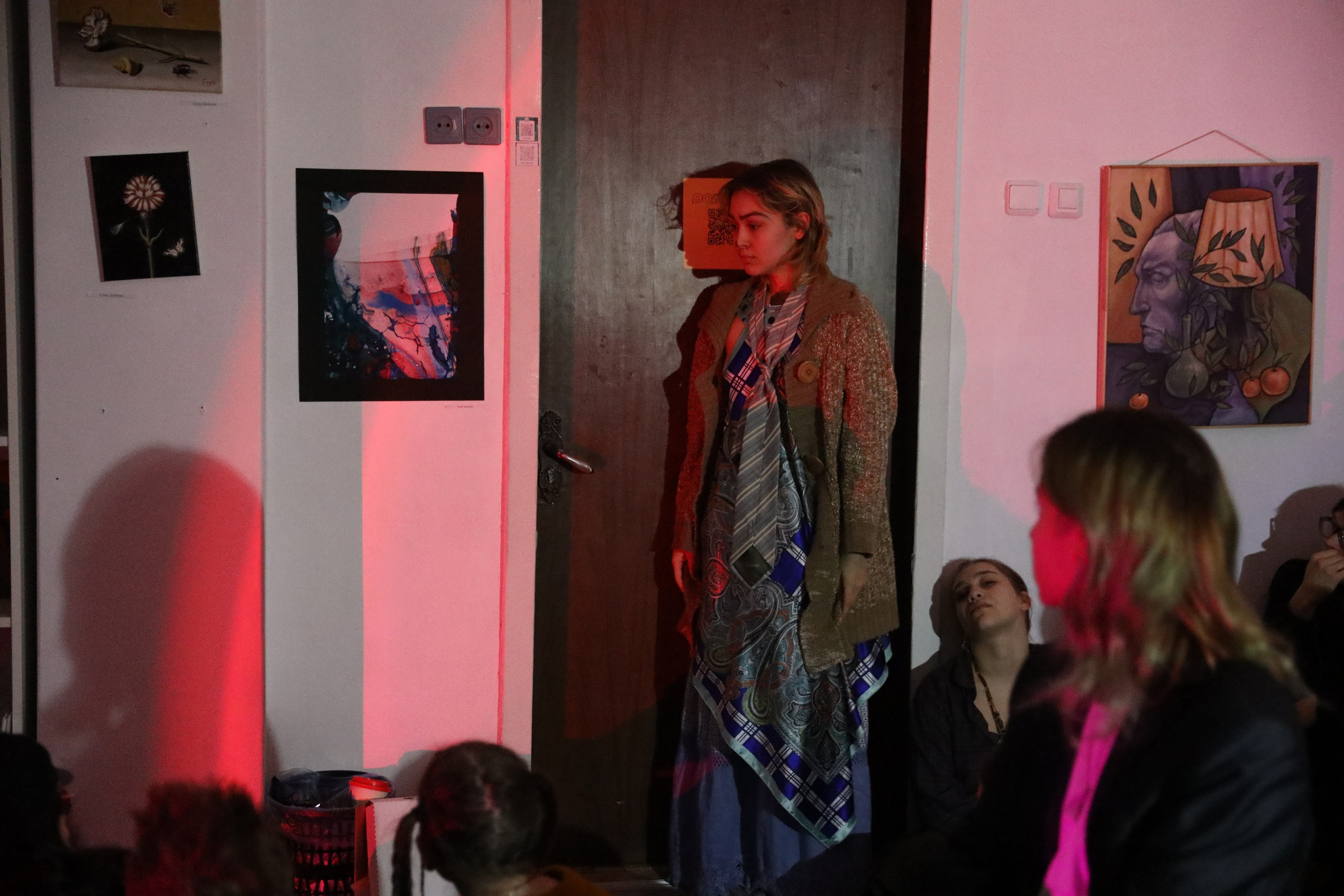 Выставка-перформанс. Творческое пространство в Санкт-Петербурге