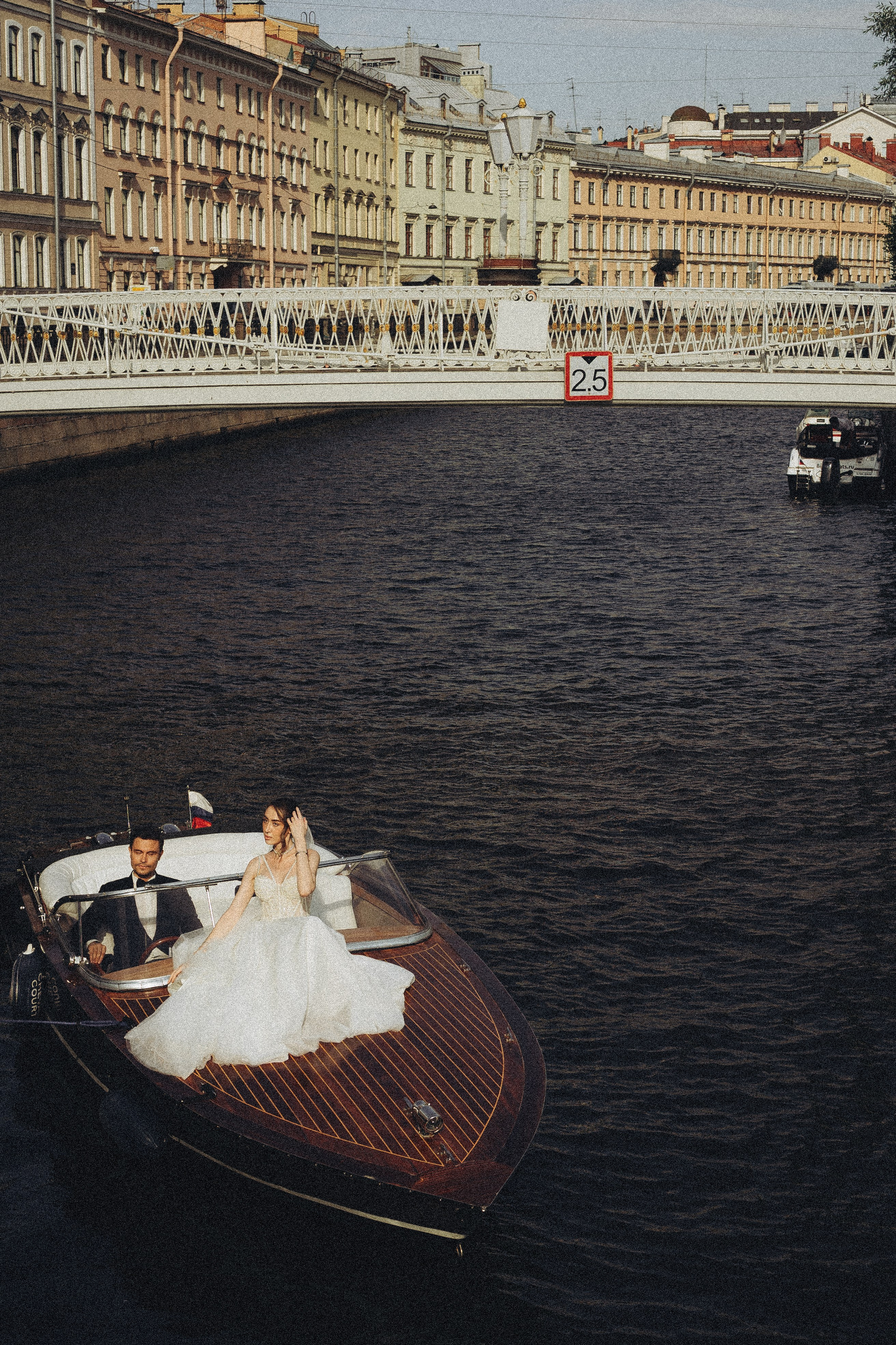 СВАБЕДНАЯ СЬЕМКА В СТУДИИ В ЦЕТРЕ САНТК-ПЕТЕРБУРГА. Профессиональный фотограф, Санкт-Петербург — Виктория Богомолова