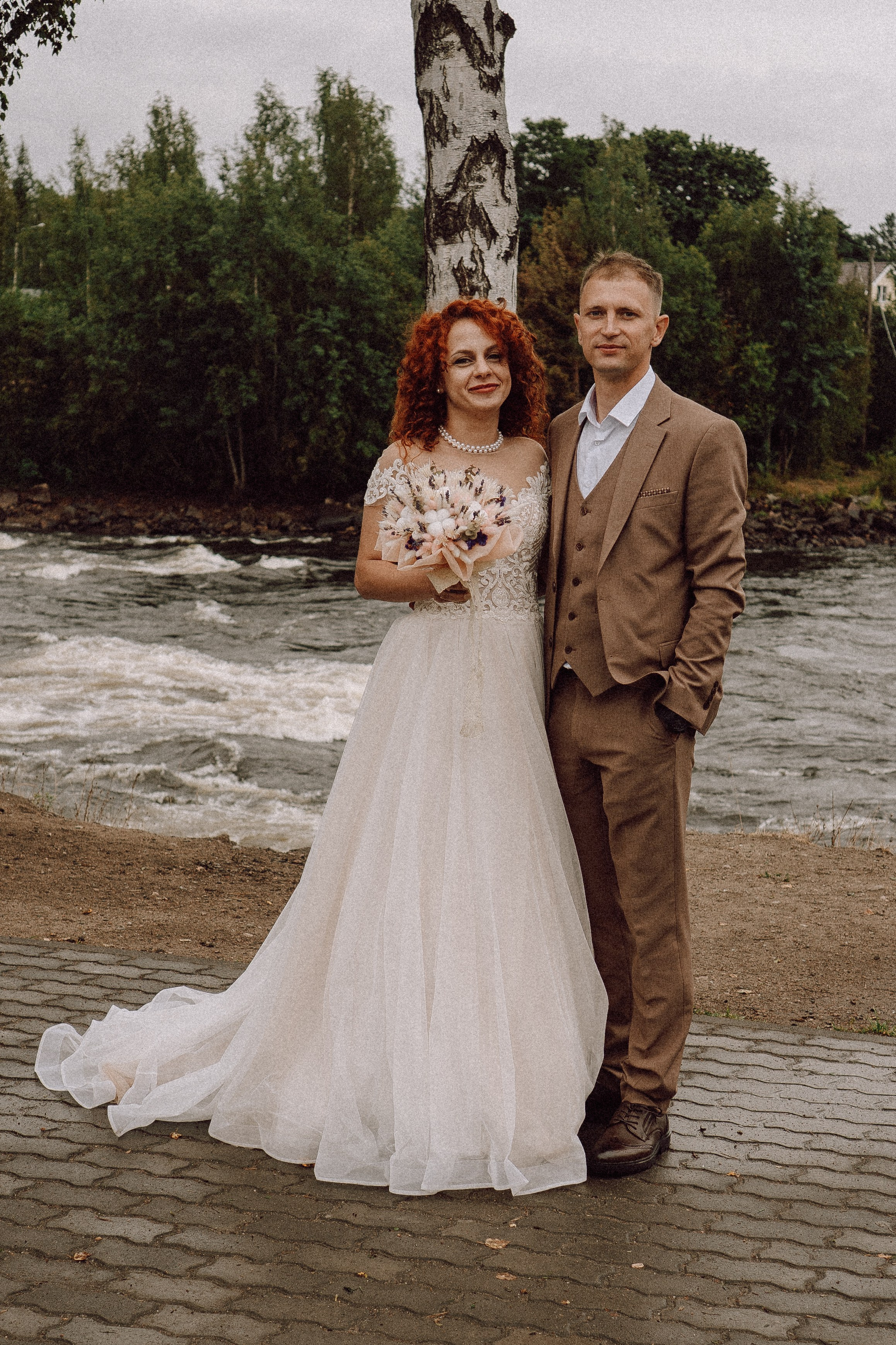 СВАДЕБНАЯ ФОТОСЕССИИЯ ПАРЫ В ГОРОДЕ ПРИОЗЕРСК В СОСНОВОМ ЛЕСУ И С ПИКАПОМ. Профессиональный фотограф, Санкт-Петербург — Виктория Богомолова