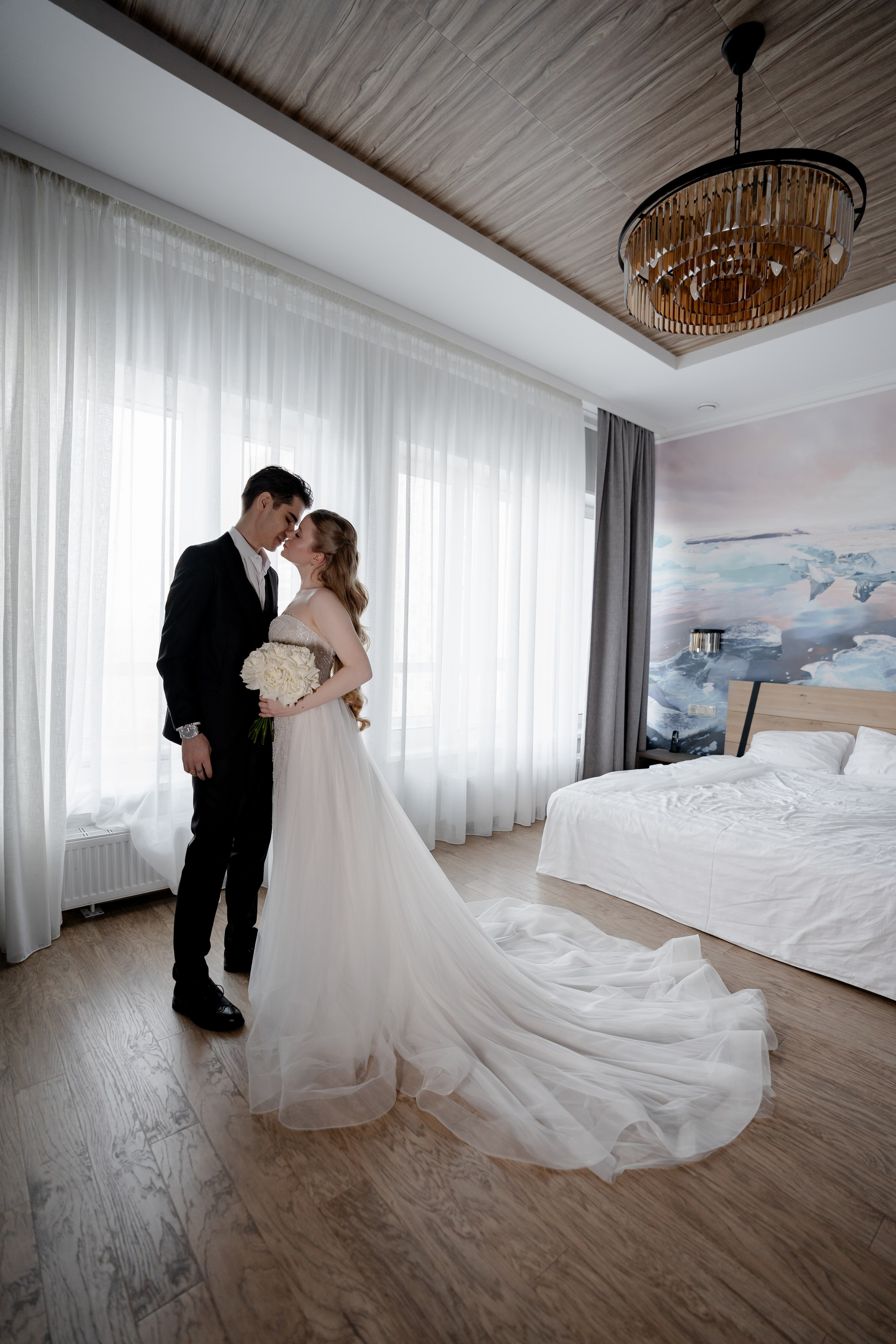 СВАДЕБНАЯ СЬЕМКА СБОРОВ В ОТЕЛЕ И ВЫЕЗД НА ЦЕРЕМОНИЮ (СНЯТО В СИБИРЕ В НИЖНЕВАРТОВСКЕ). Профессиональный фотограф, Санкт-Петербург — Виктория Богомолова