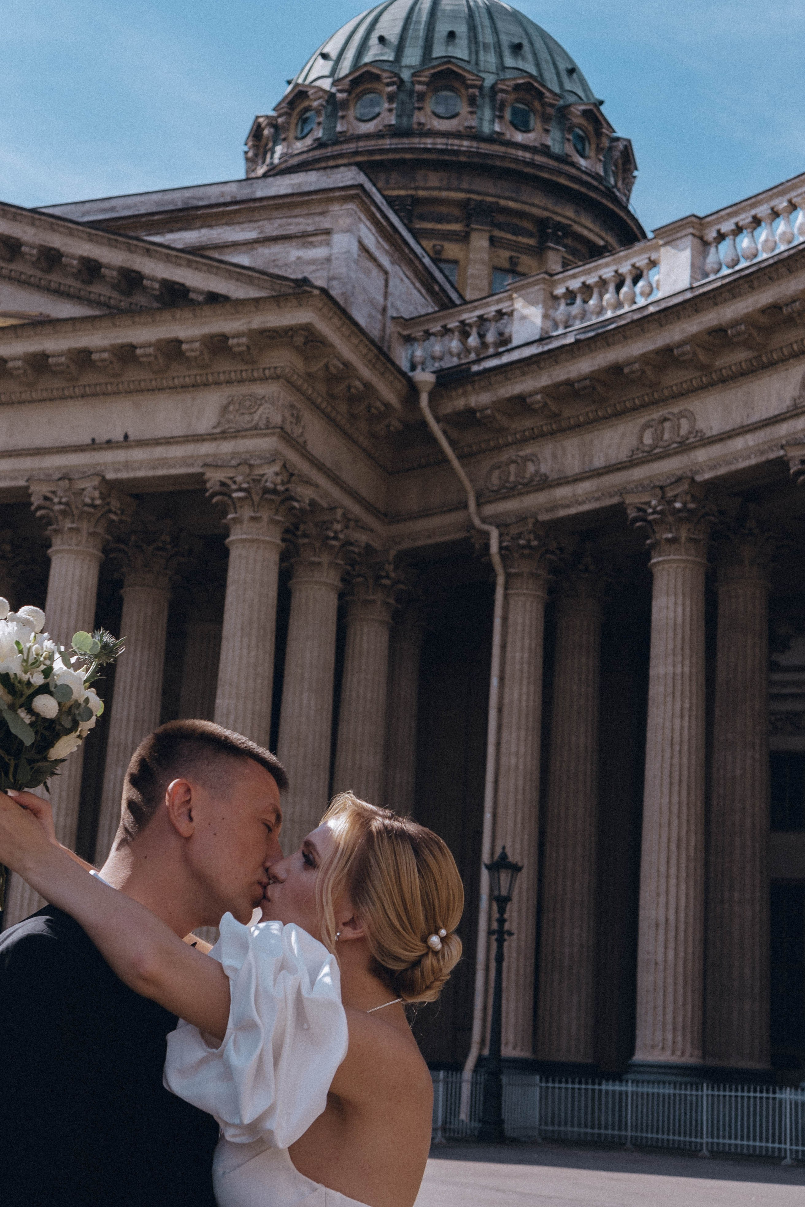 СВАДЕНБНАЯ СЬЕМКА НА КАТЕРЕ ПО КАНАЛАМ САНКТ-ПЕТЕРБУРГА И В АКВАТОРИИ НЕВЫ. Профессиональный фотограф, Санкт-Петербург — Виктория Богомолова