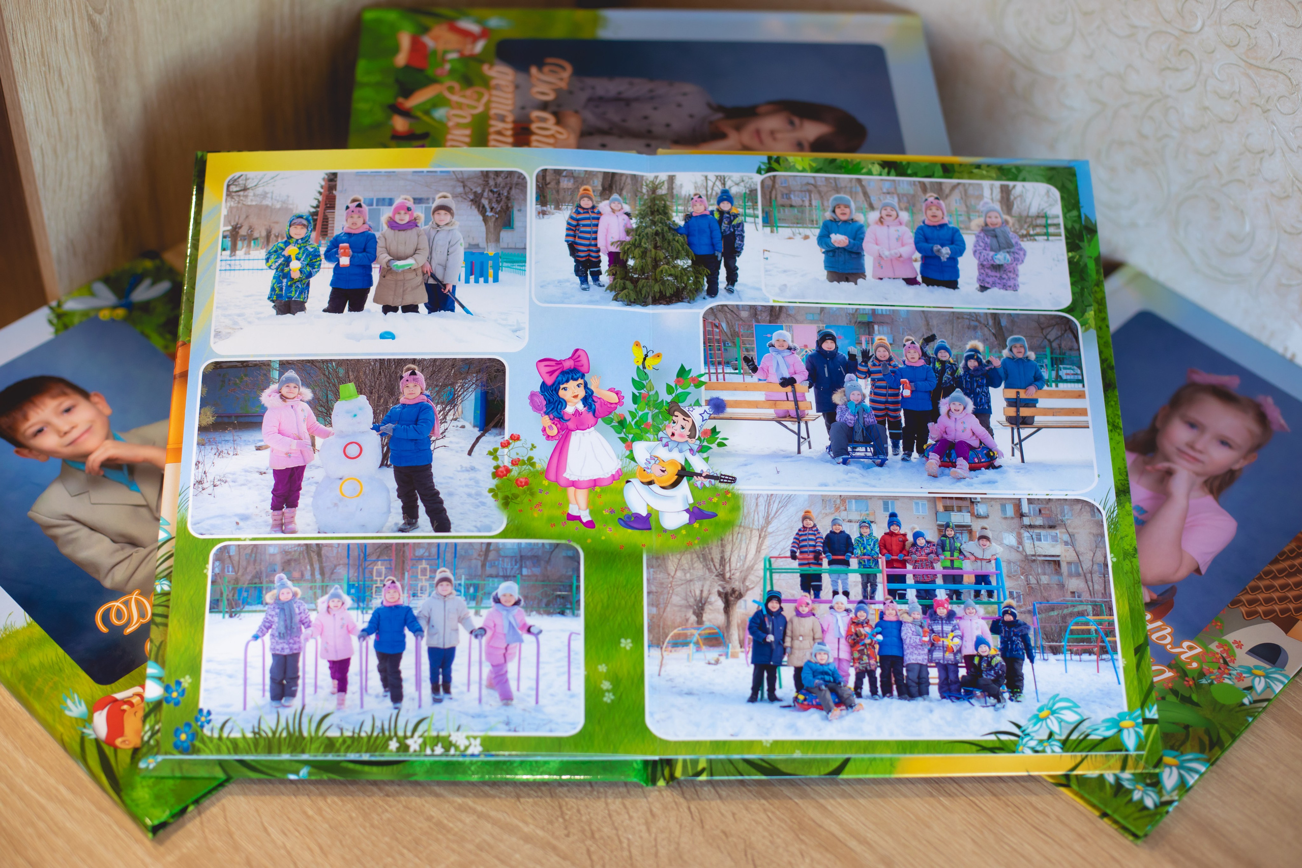 Свадебные фото книги и выпускные альбомы. Свадебный и семейный фотограф в Волжском Антон Тюрин