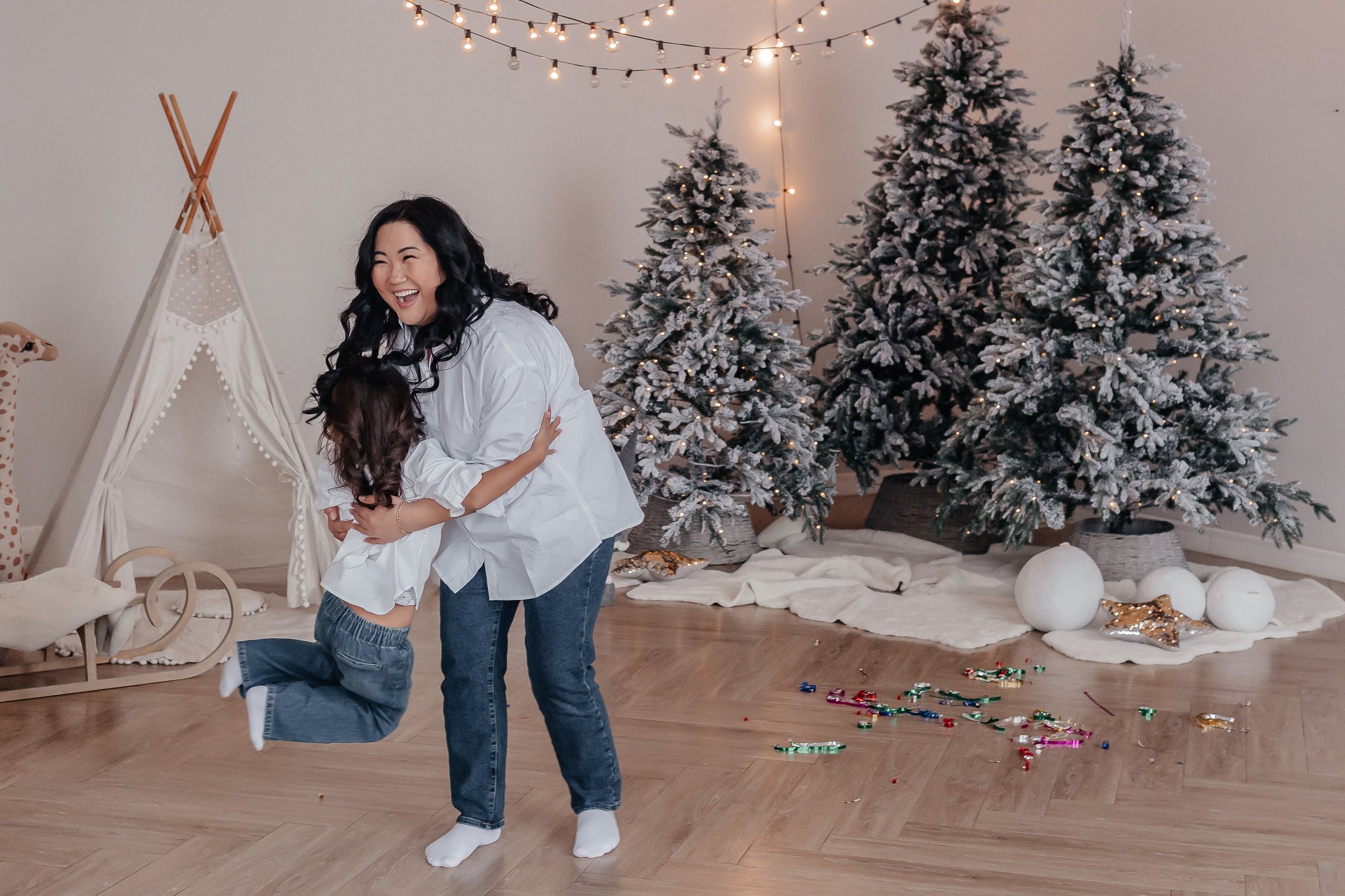 Айкыз с дочкой Алиёй. Фотограф семейной и индивидуальной съемки Марина Севостьянова в Челябинске