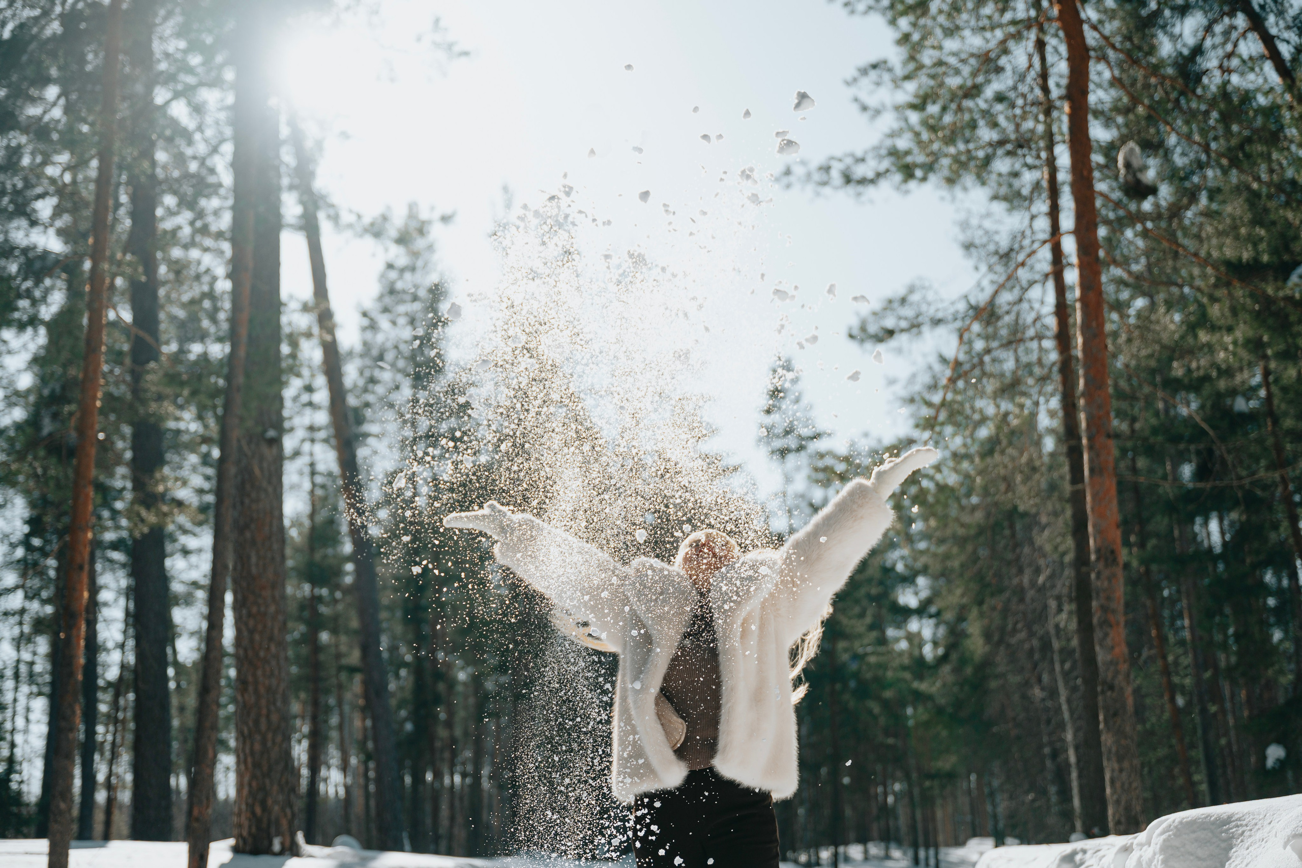 Фотосессия в заснеженном лесу. Элла. Свадебный фотограф в Казани, и Зеленодольске Радик Мухаметов