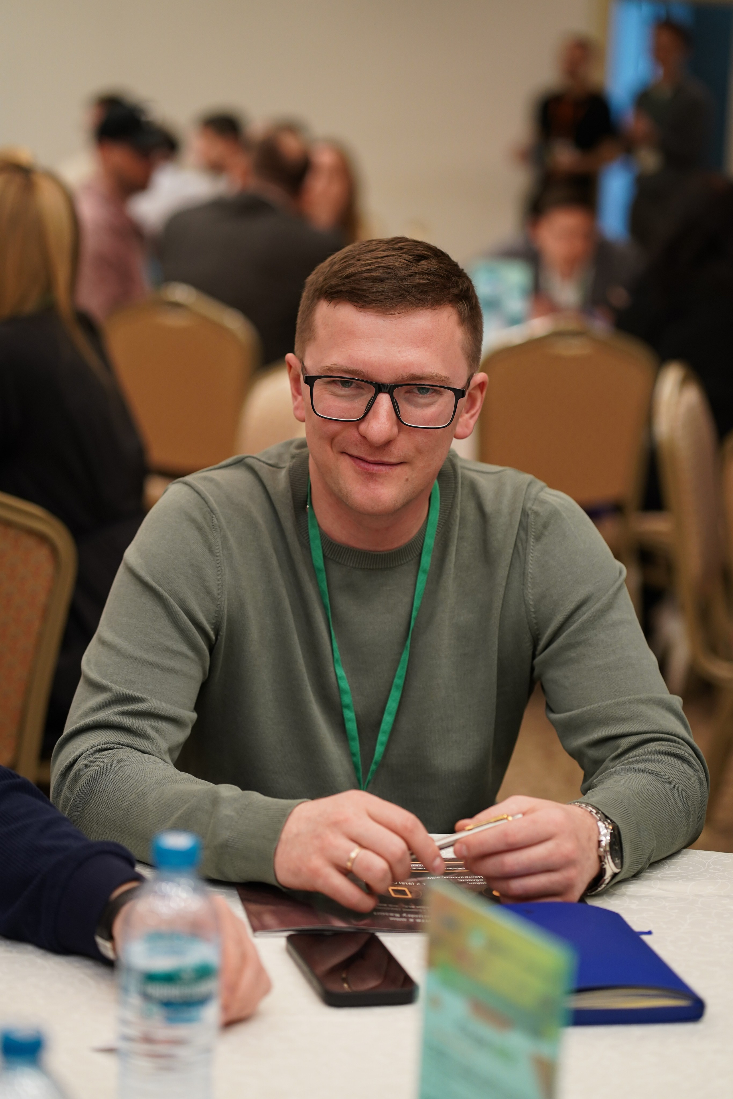 Малоэтажная страна конференция. Фотограф