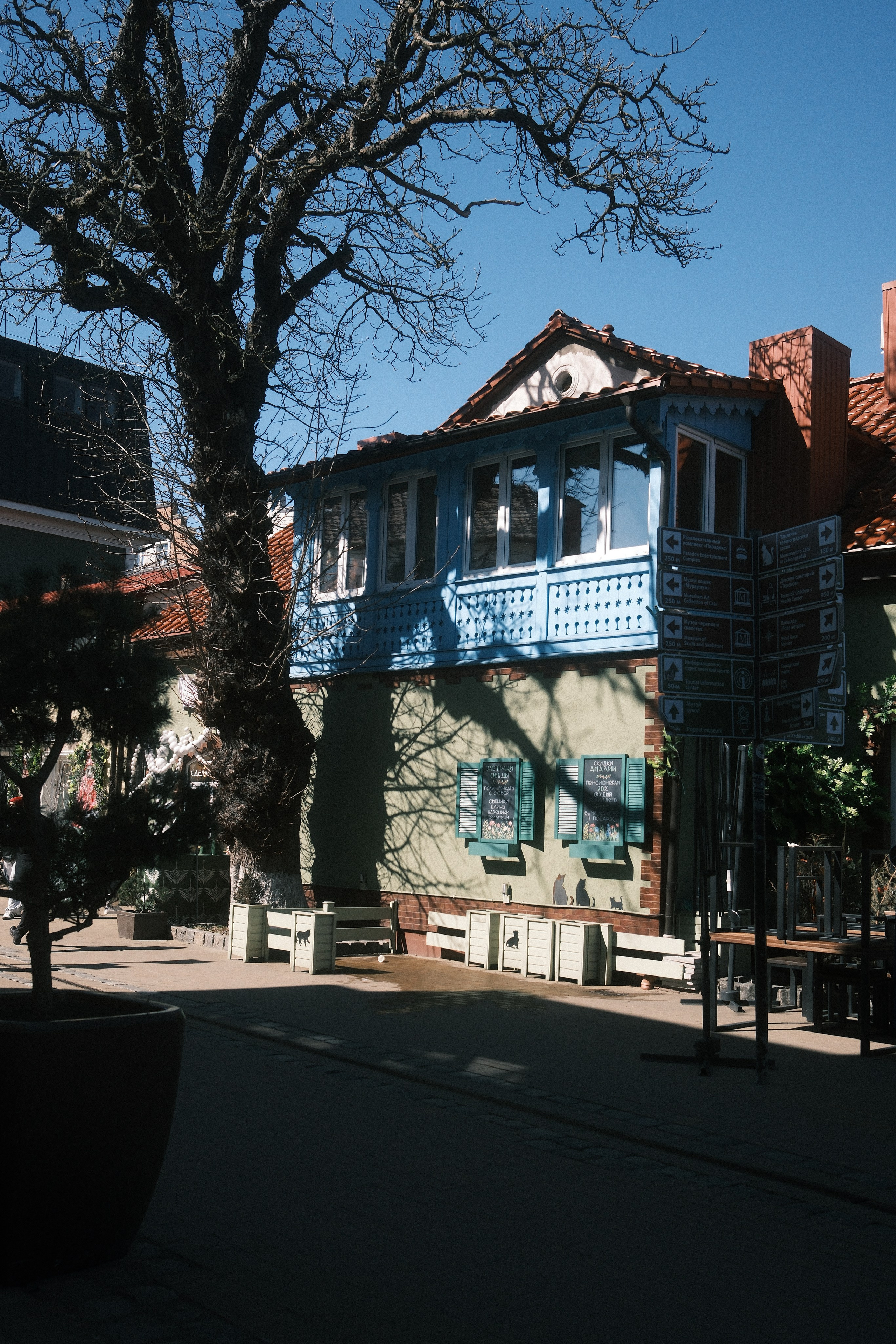 Koenigsberg. M. Neizvestniy — уличная и спортивная фотография