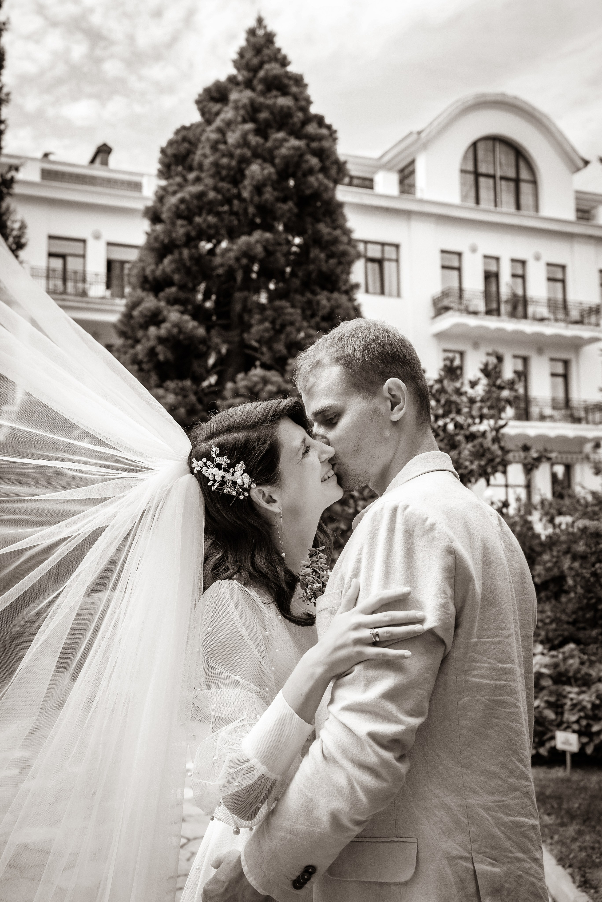 Свадебные съемки. Выпускные альбомы в Крыму