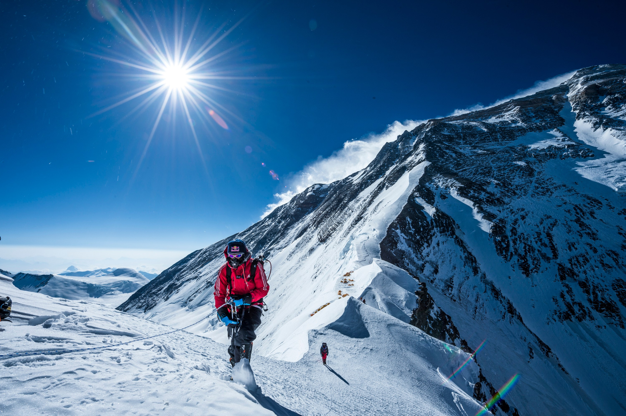 Expeditions BASE. Creative Photographer Denis Klero