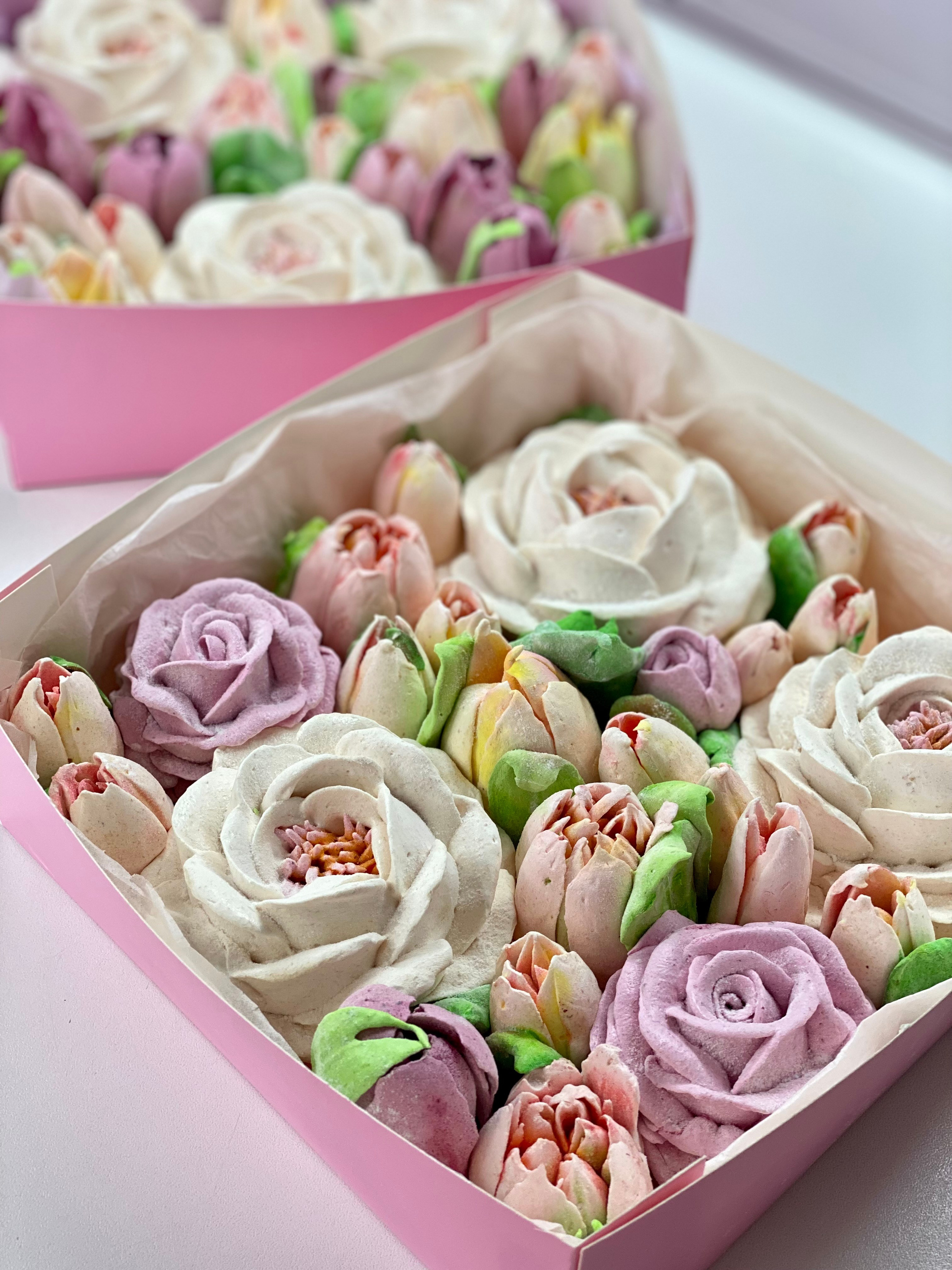 Цветы из зефира, 20 на 20 см. Katyasugarsugar капкейки, зефир, торты Москва