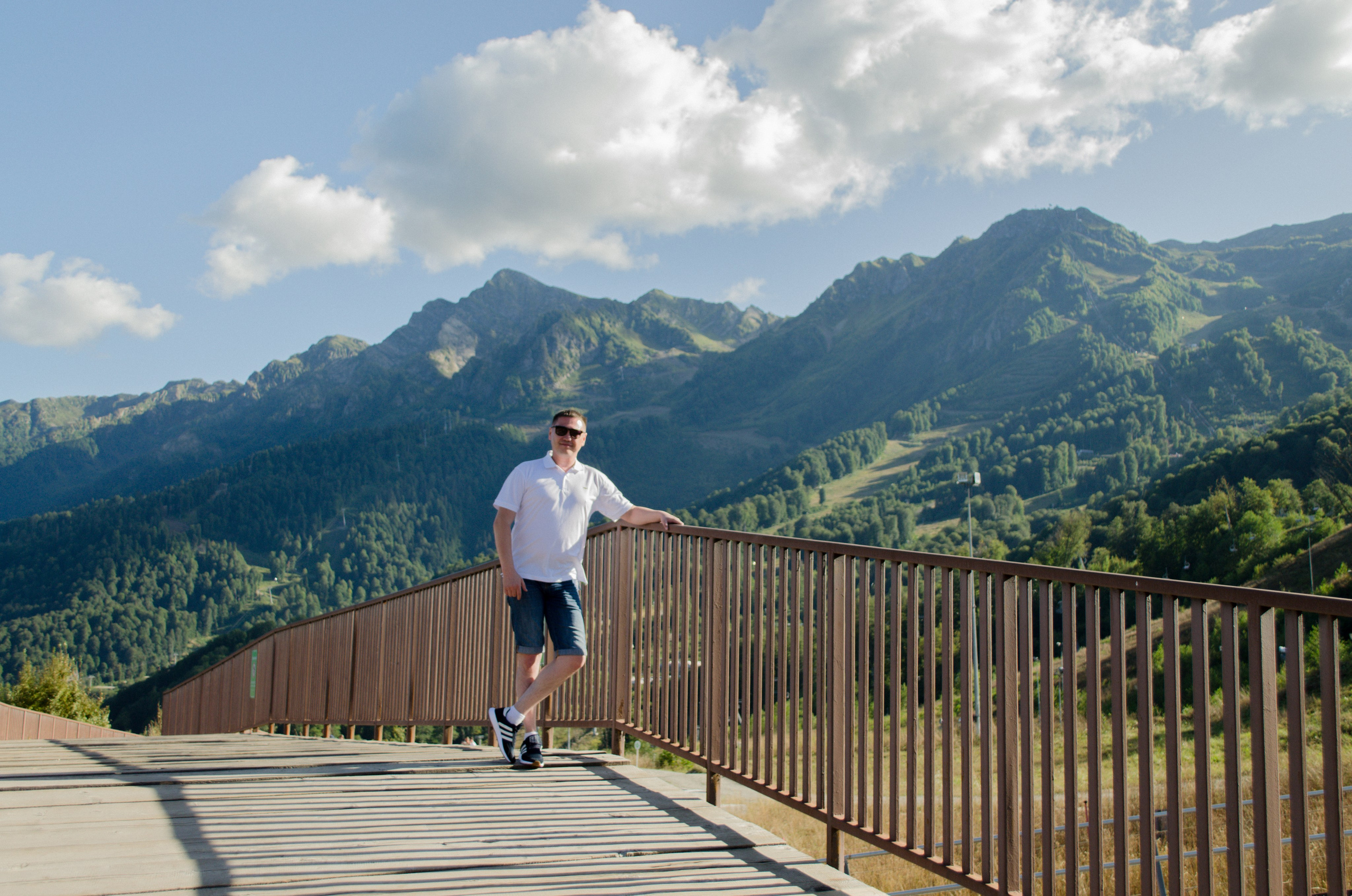 Папа и сын. Фотограф