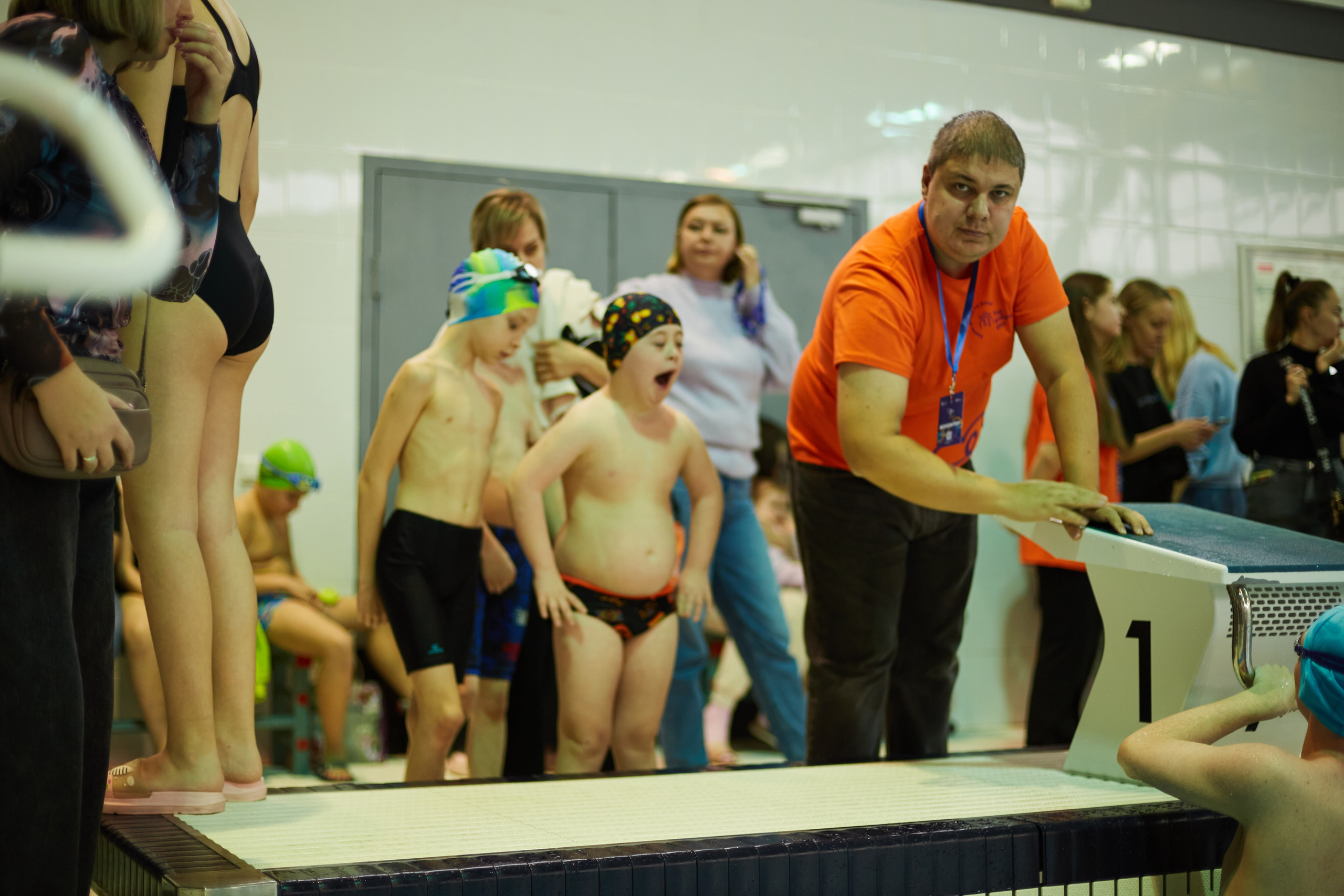Особенный заплыв, Аксай, дворец спорта. Фотограф Зиновьев Михаил. Фотограф Зиновьев Михаил
