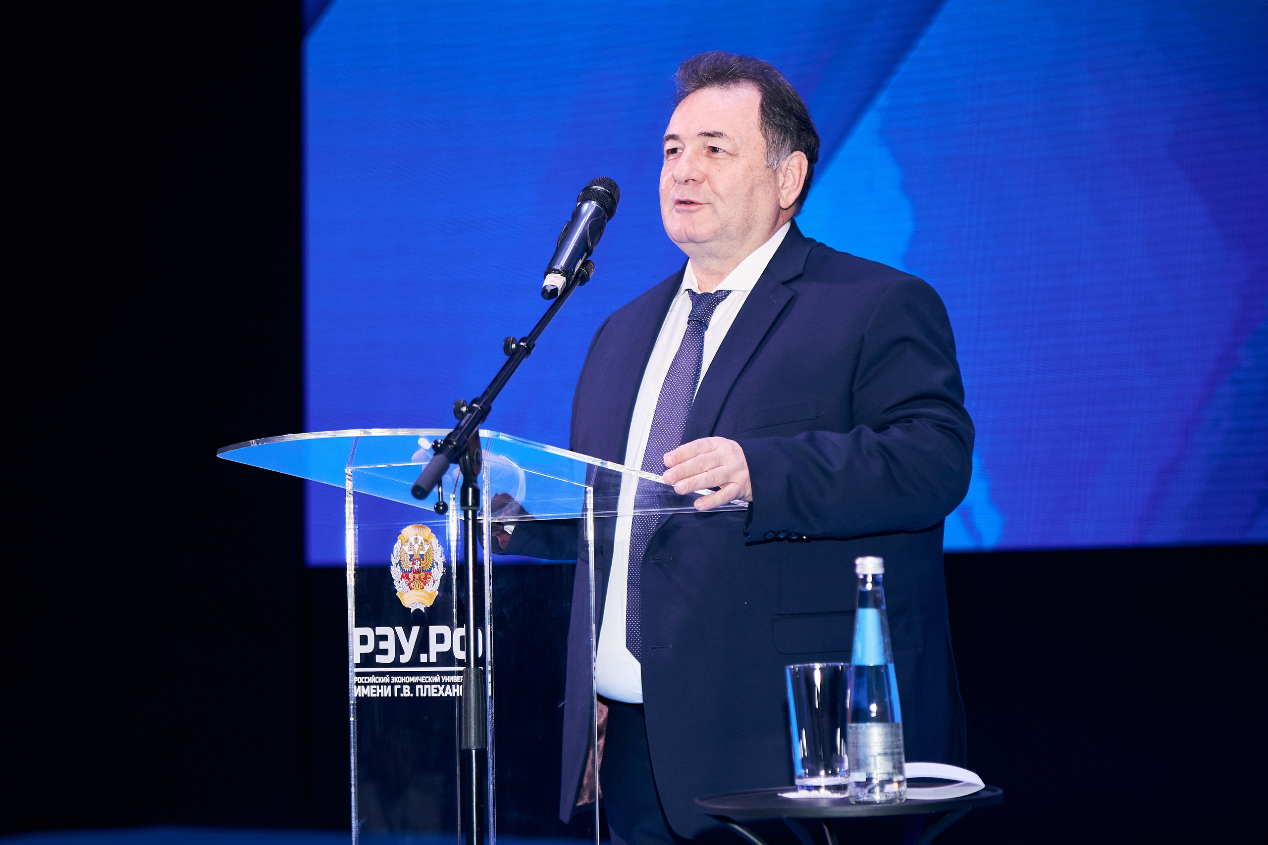 Седьмой профессорский форум. Фотограф Савченко Люба. Москва