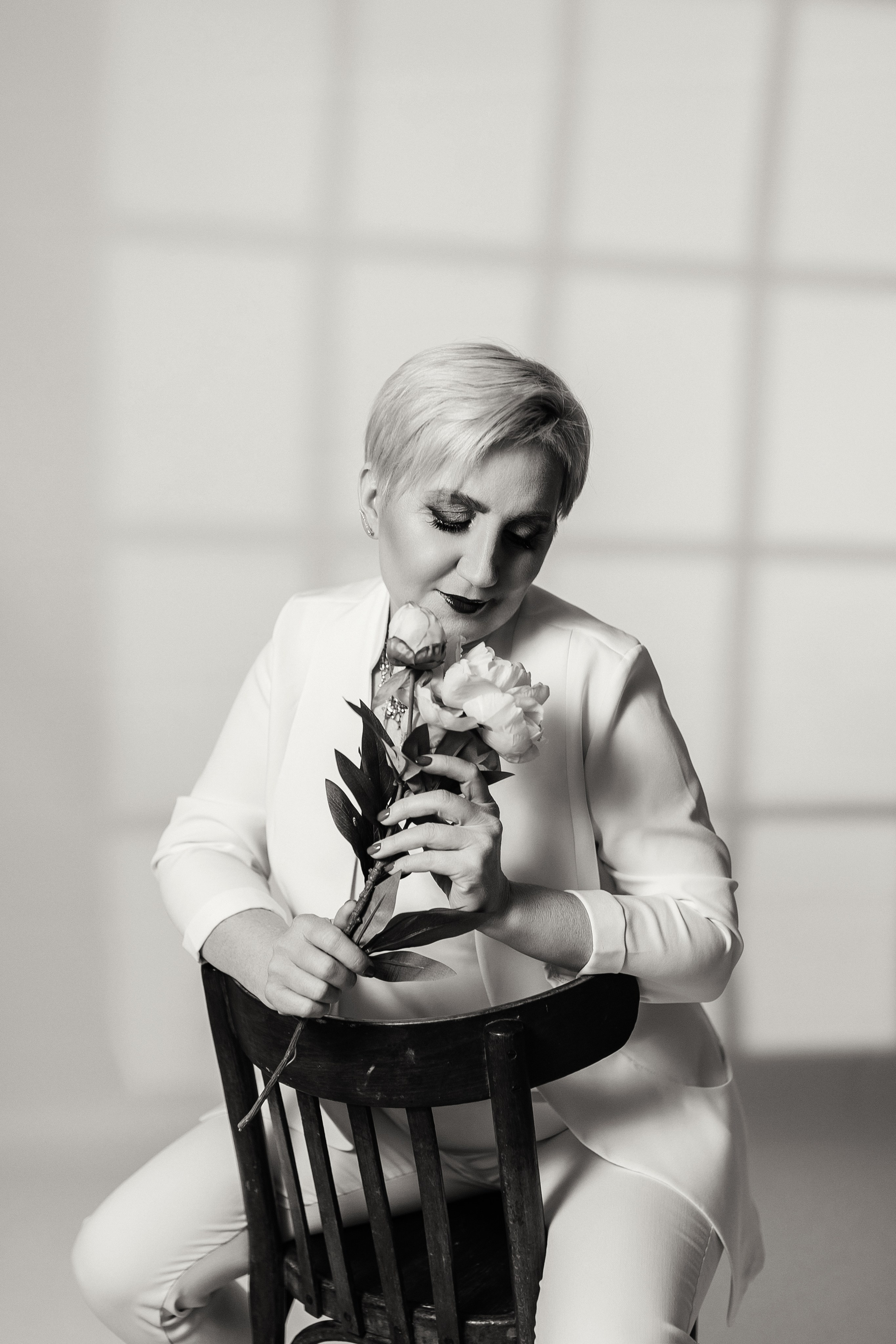 Олесяв моей студии. Март 2025. Фотограф Пермь. Свадьбы. Семья и дети, школа, д. сад. Фотокниги