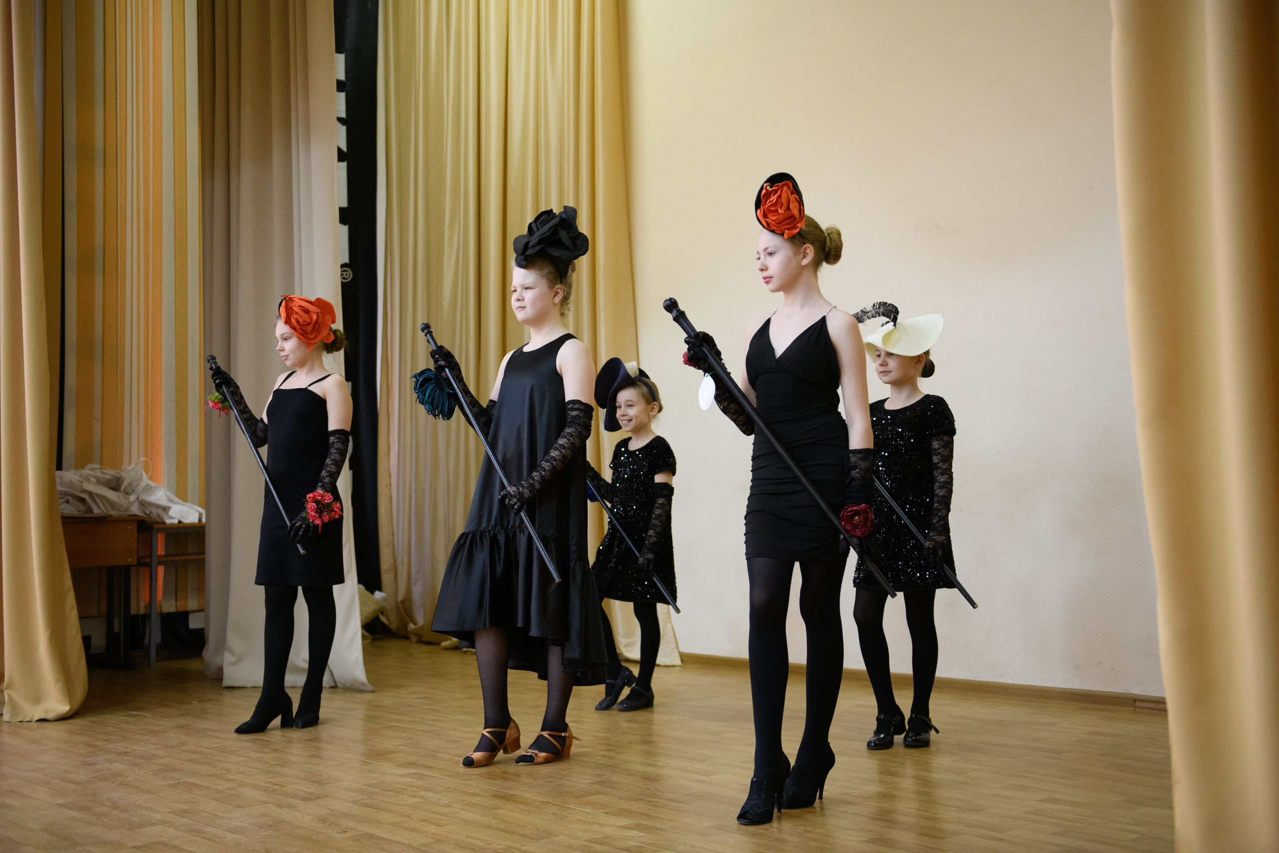 Фотосъемка конкурса молодых дизайнеров. Организация и проведение фотосъемок в Санкт-Петербурге. Фотограф Смирягин Илья