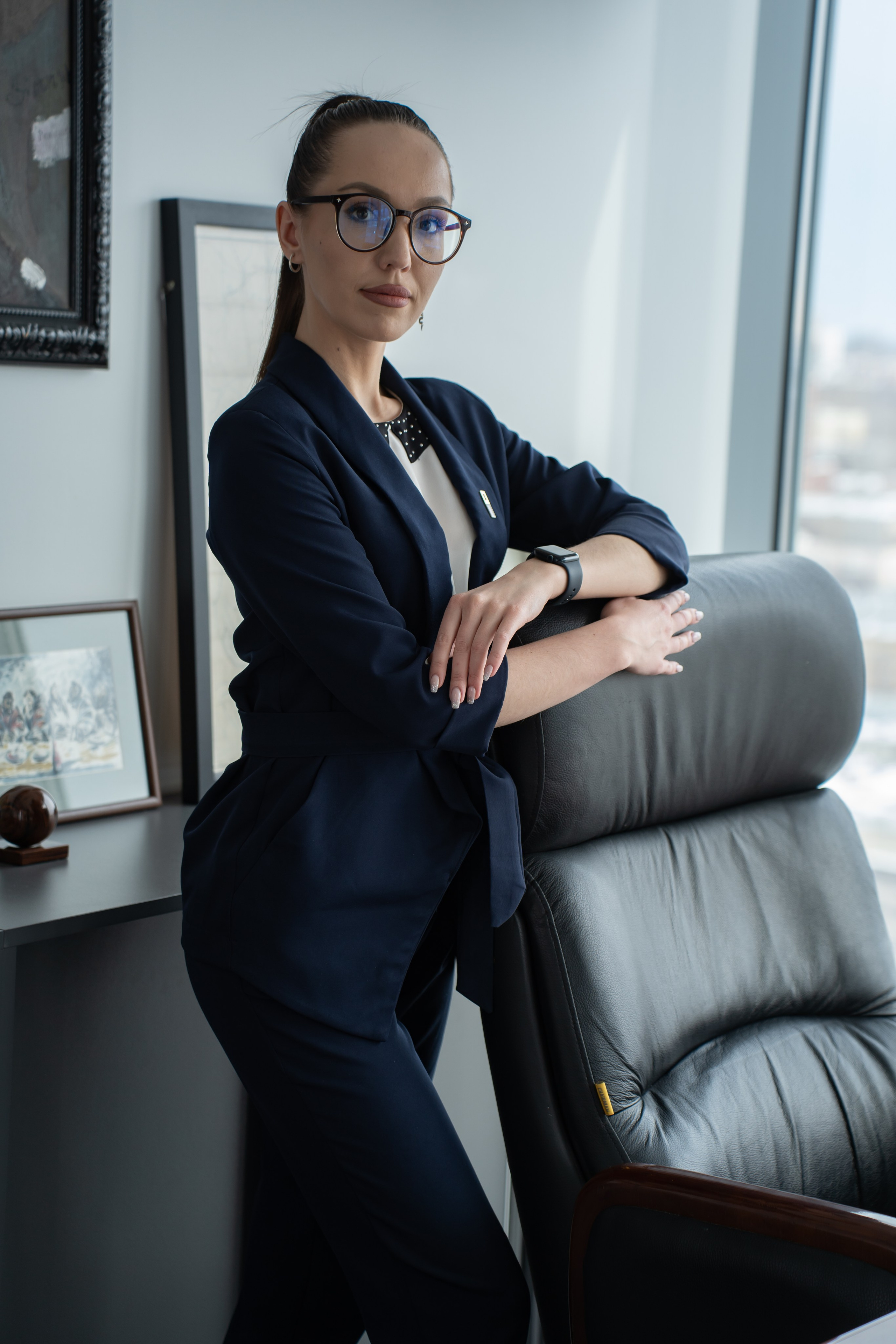 Деловые Портреты женщин и мужчин. Студийный и Рекламный Фотограф в Екатеринбурге Сергей Минин