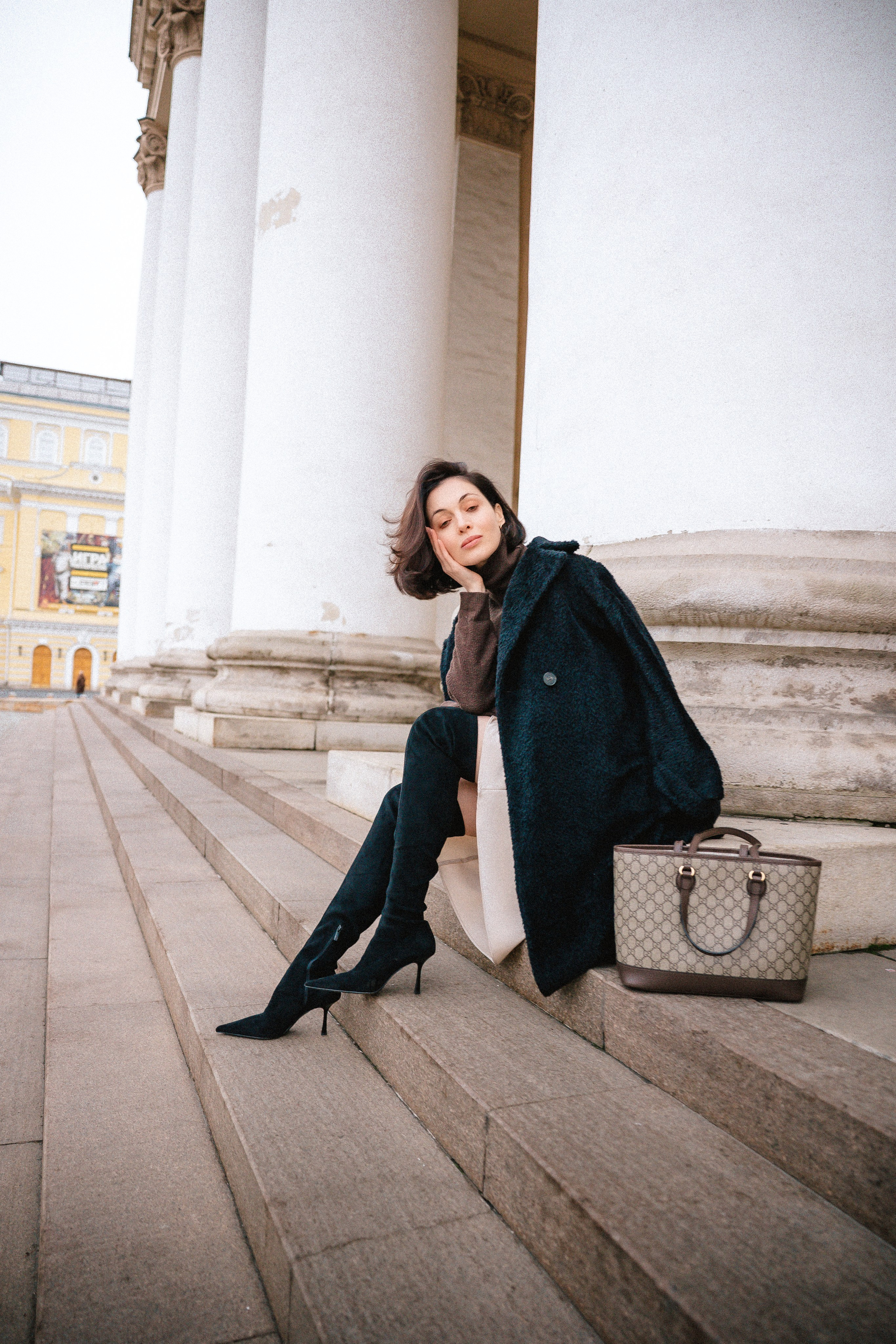 ОЛЯ. Я фотограф из Москвы к Вашим услугам