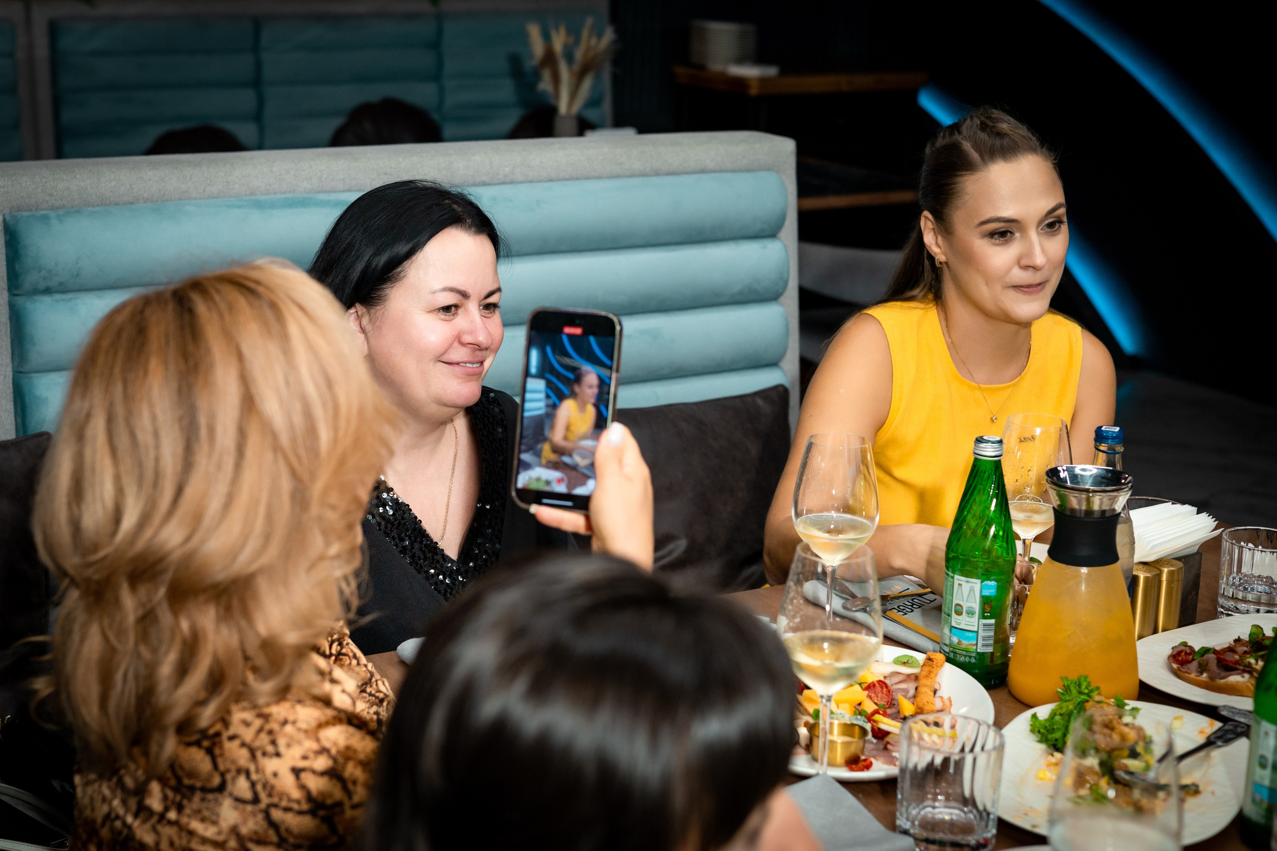 День рождения в ресторане Тургенев Таганрог. Фотограф Наталья Матвеева