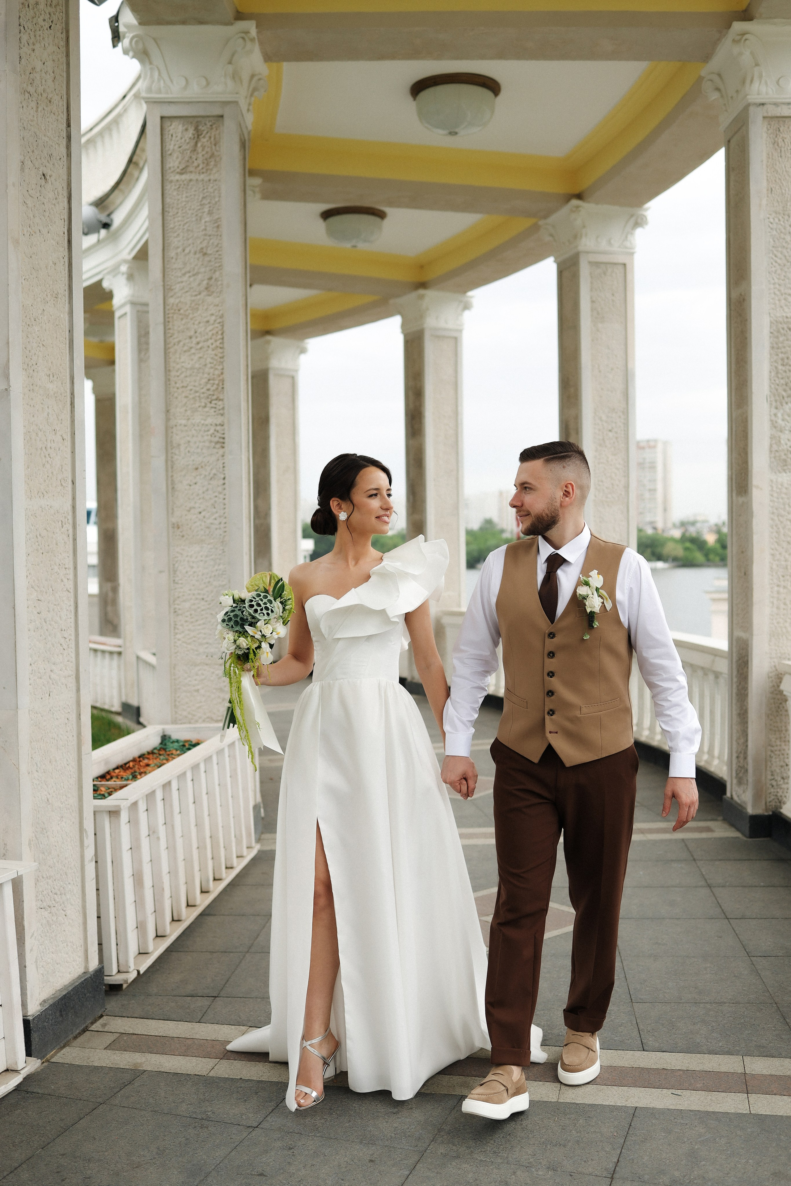 Е. +  П. С утренних сборов и до торта. Семейный и lovestory фотограф в Москве Светлана Коняхина